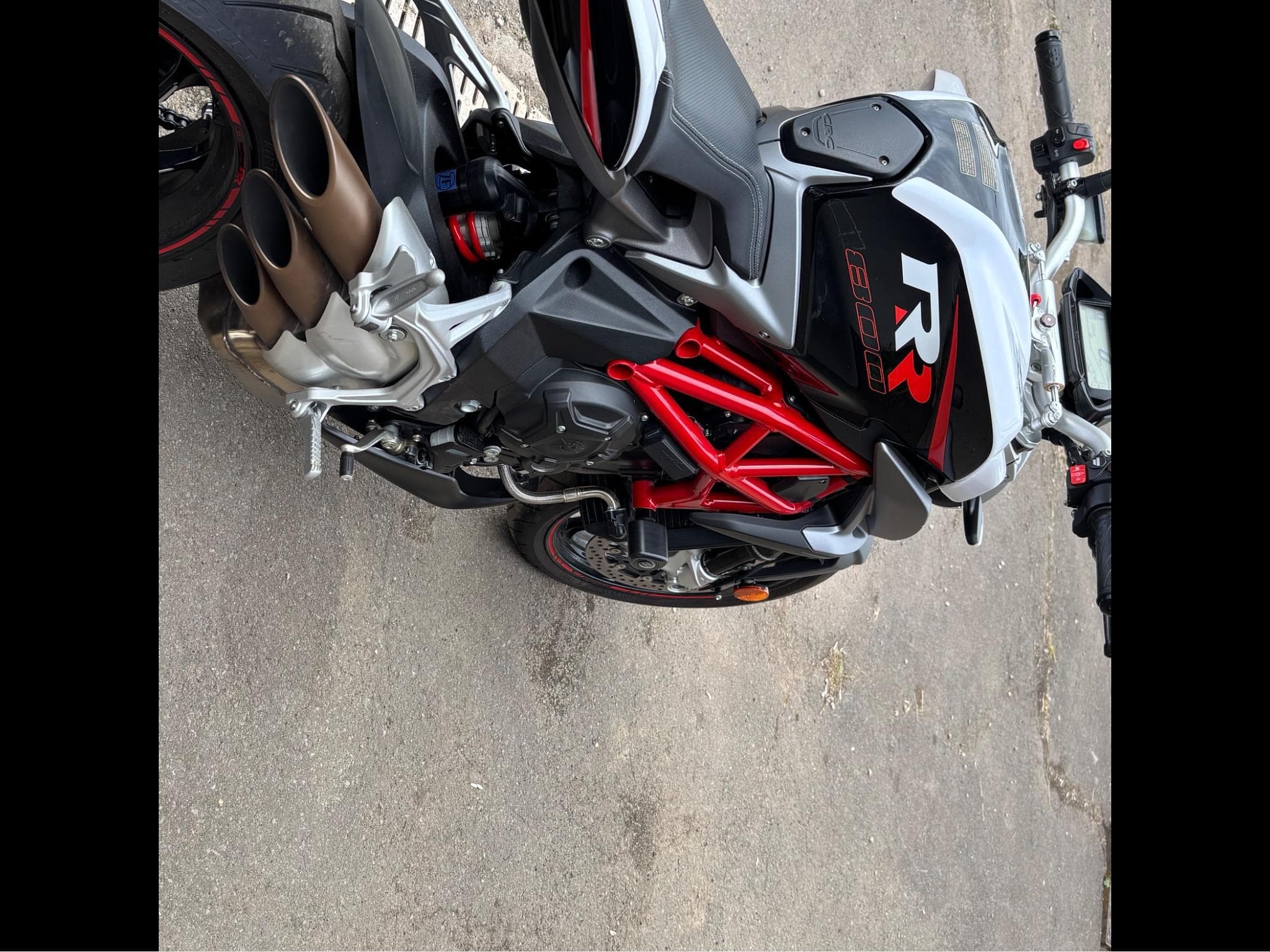 MV Agusta Brutale 800 RR (2018) - Foto 3