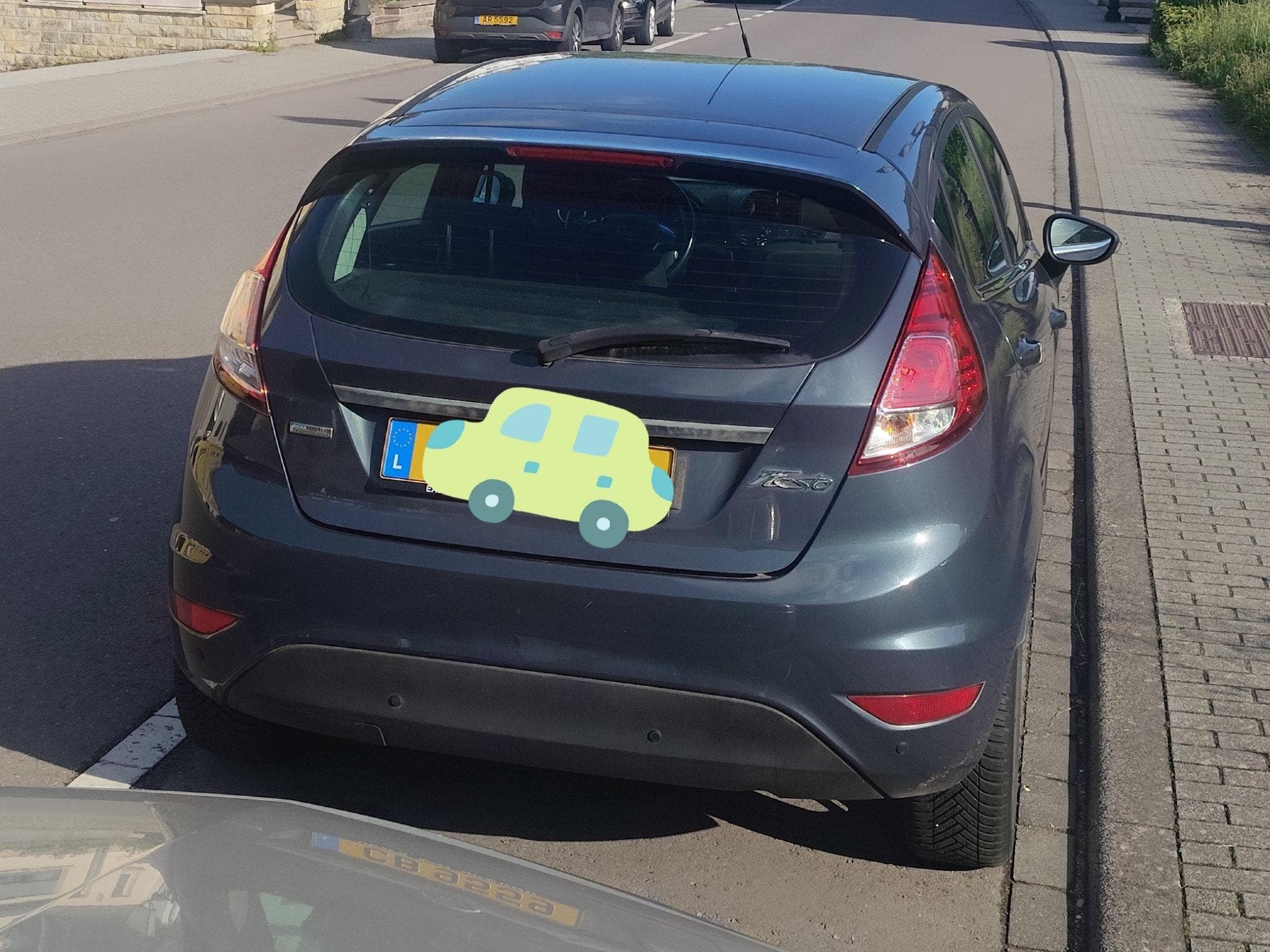 Ford Fiesta 1.5 Tdci (2013) - Photo 3