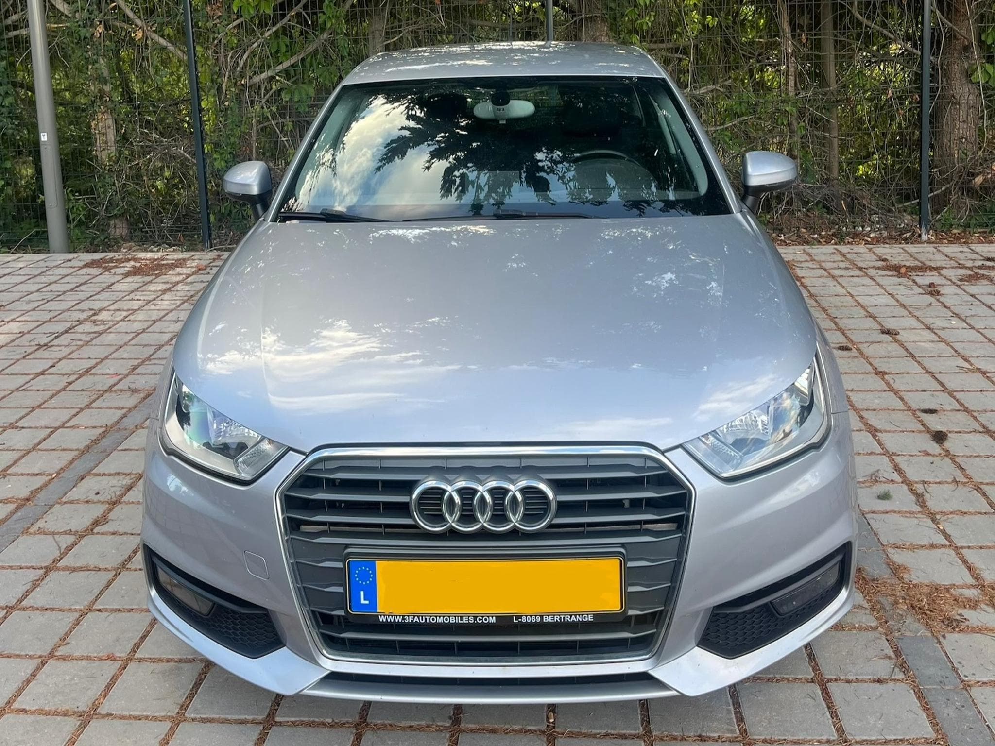 Audi A1 A1 SB 1.0 TFSI 70kW/95ch (2017) - Photo 1