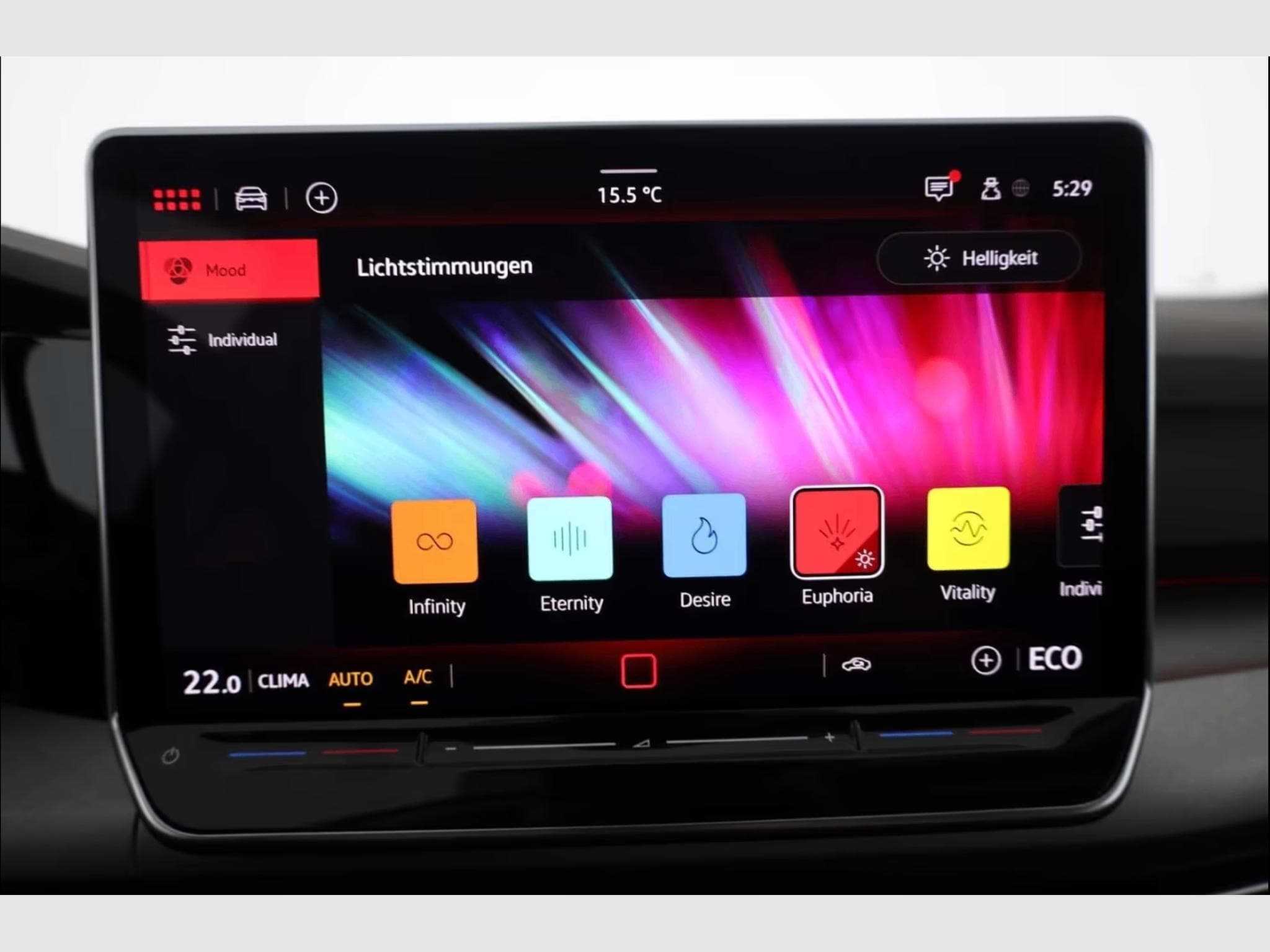 VW Golf VIII 1.5 eHybrid Life DSG NAV/LED/RFK/ACC/18'' (2025) - Photo 20