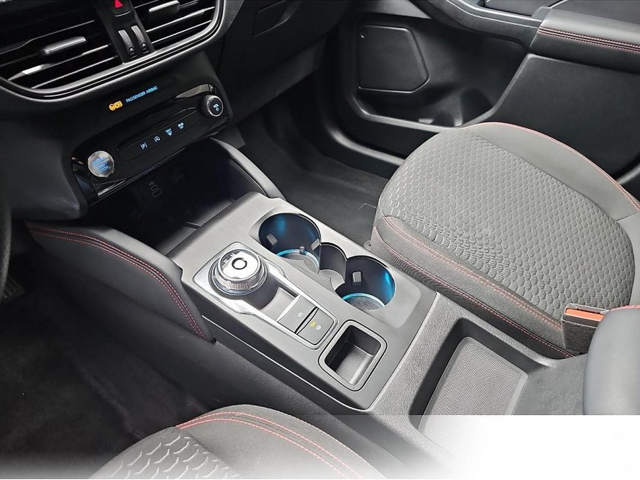 Ford Kuga (2026) - Photo 11