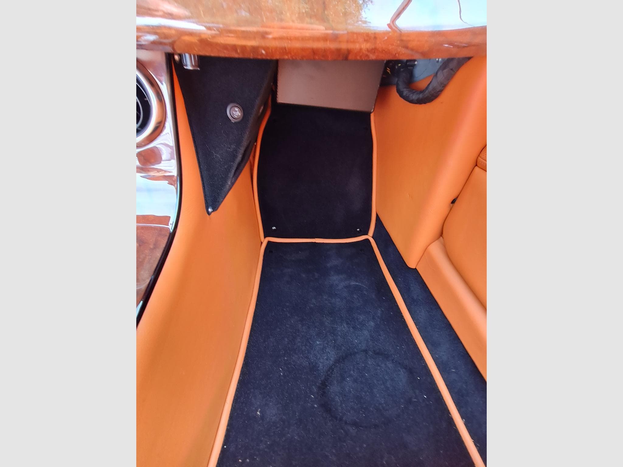 Morgan Plus 4 Plus Four (2021) - Photo 12