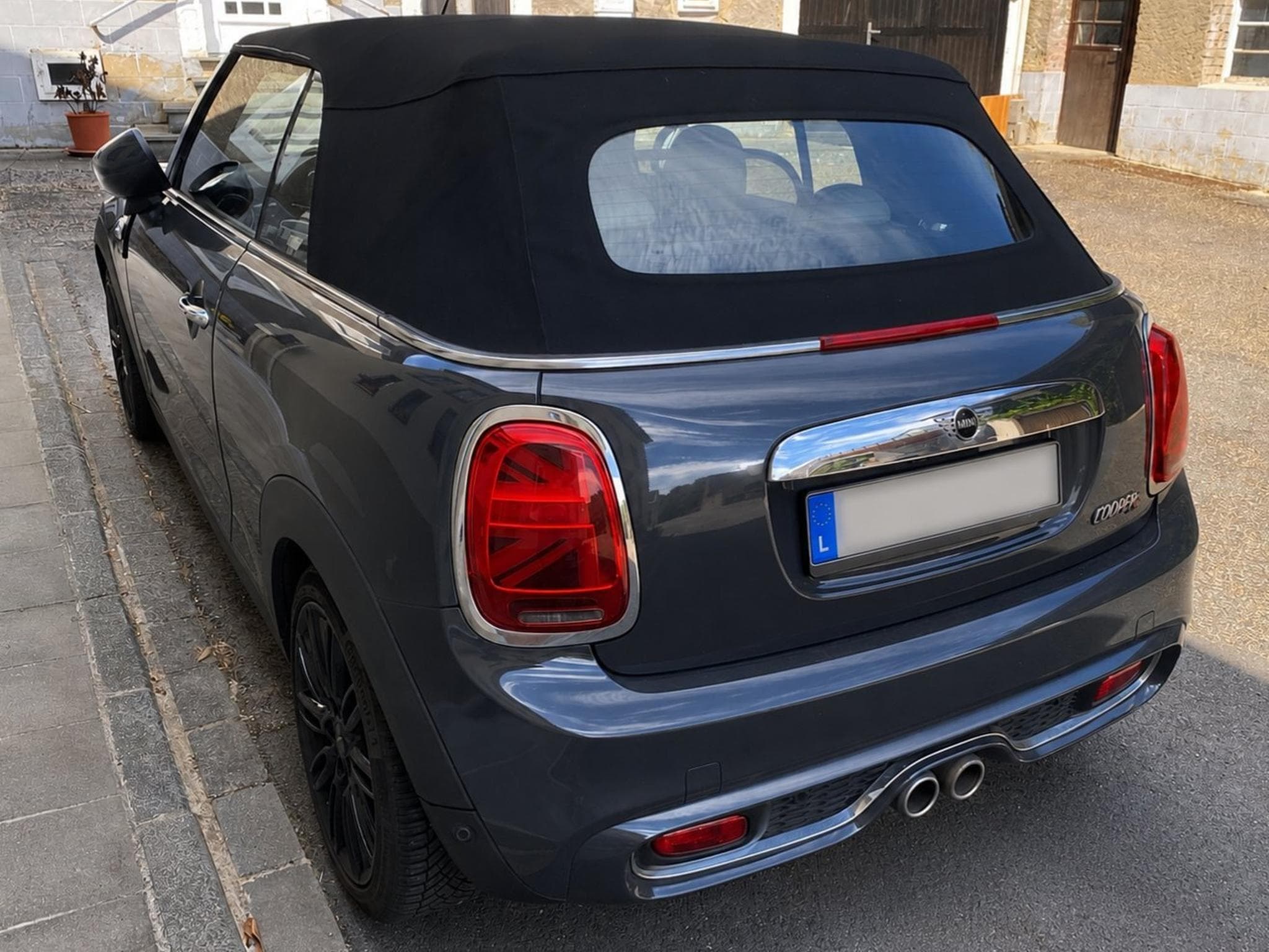 Mini Cabrio Cooper Cooper S (2019) - Photo 3