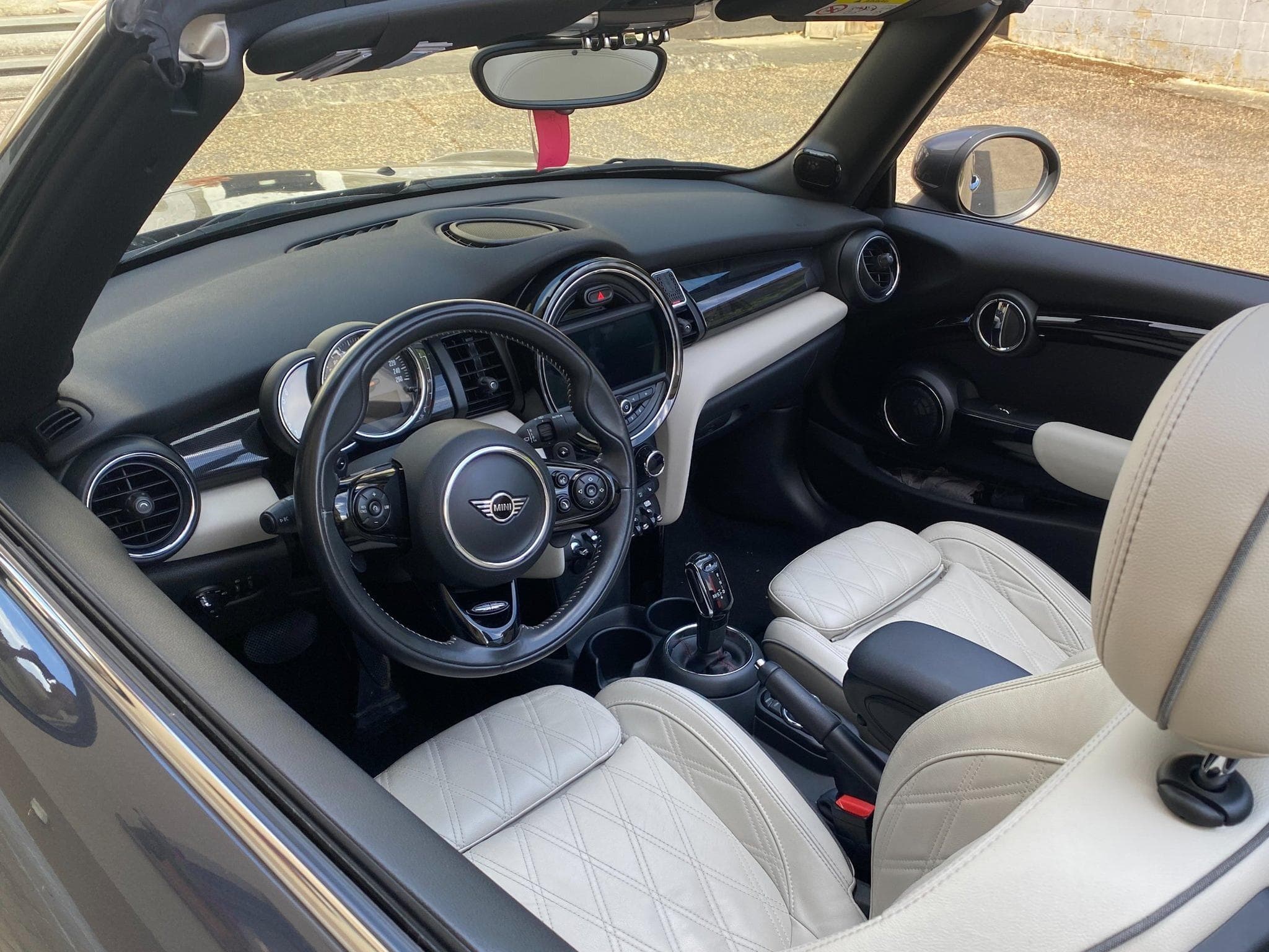 Mini Cabrio Cooper Cooper S (2019) - Photo 5