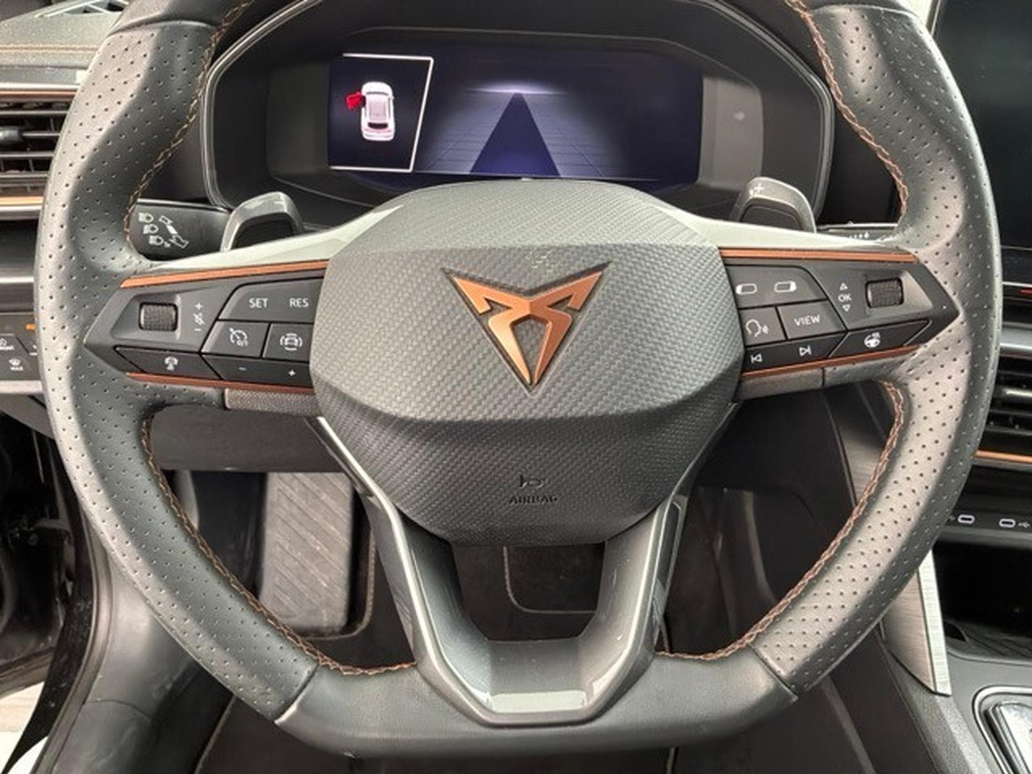Cupra Formentor 1.4 E-HYBRID 204 CH DSG6 V (2024) - Photo 6