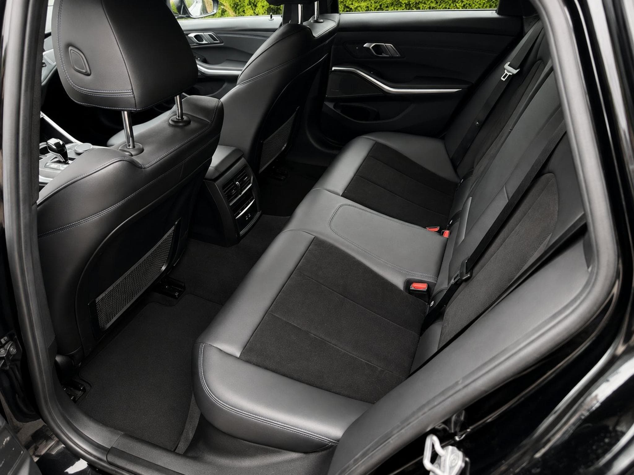 BMW 320 Sport M kit (2021) - Photo 3