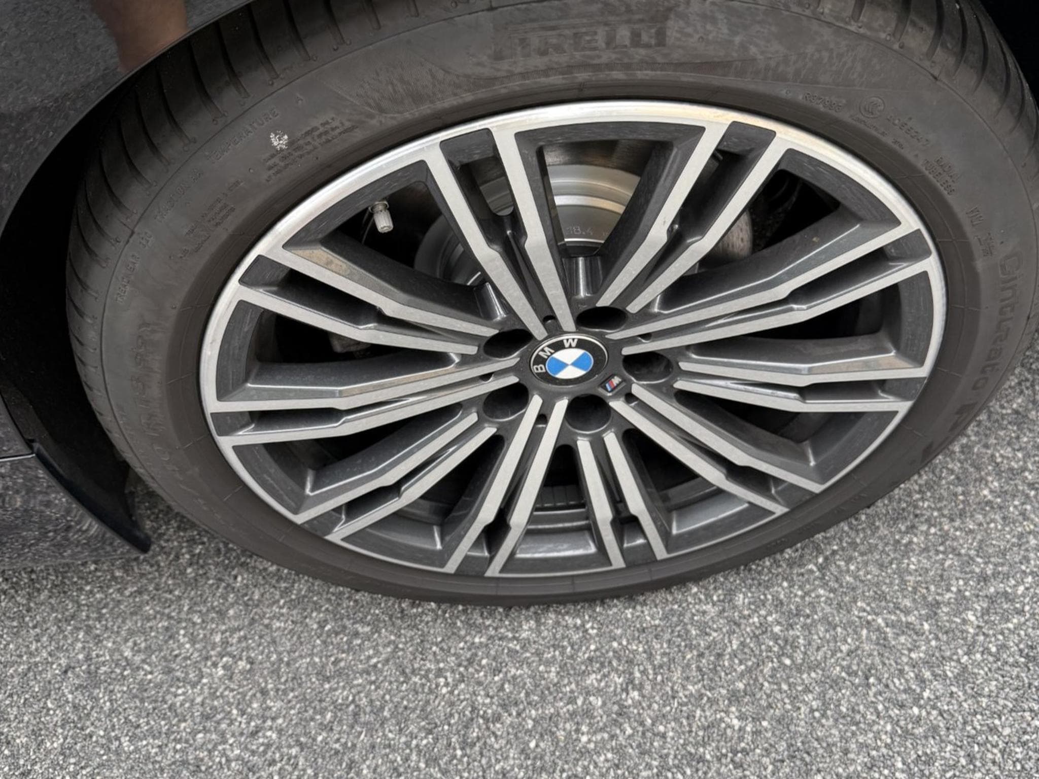 BMW 320 Sport M kit (2021) - Photo 6