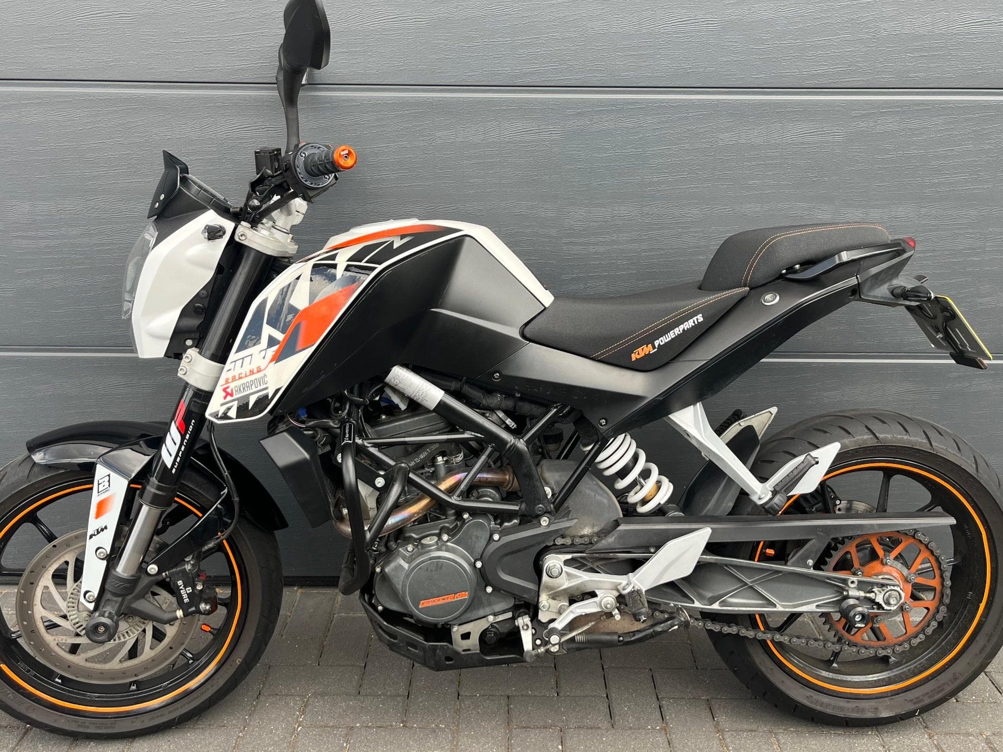 KTM Duke Duke 125 ABS (2014) - Foto 1