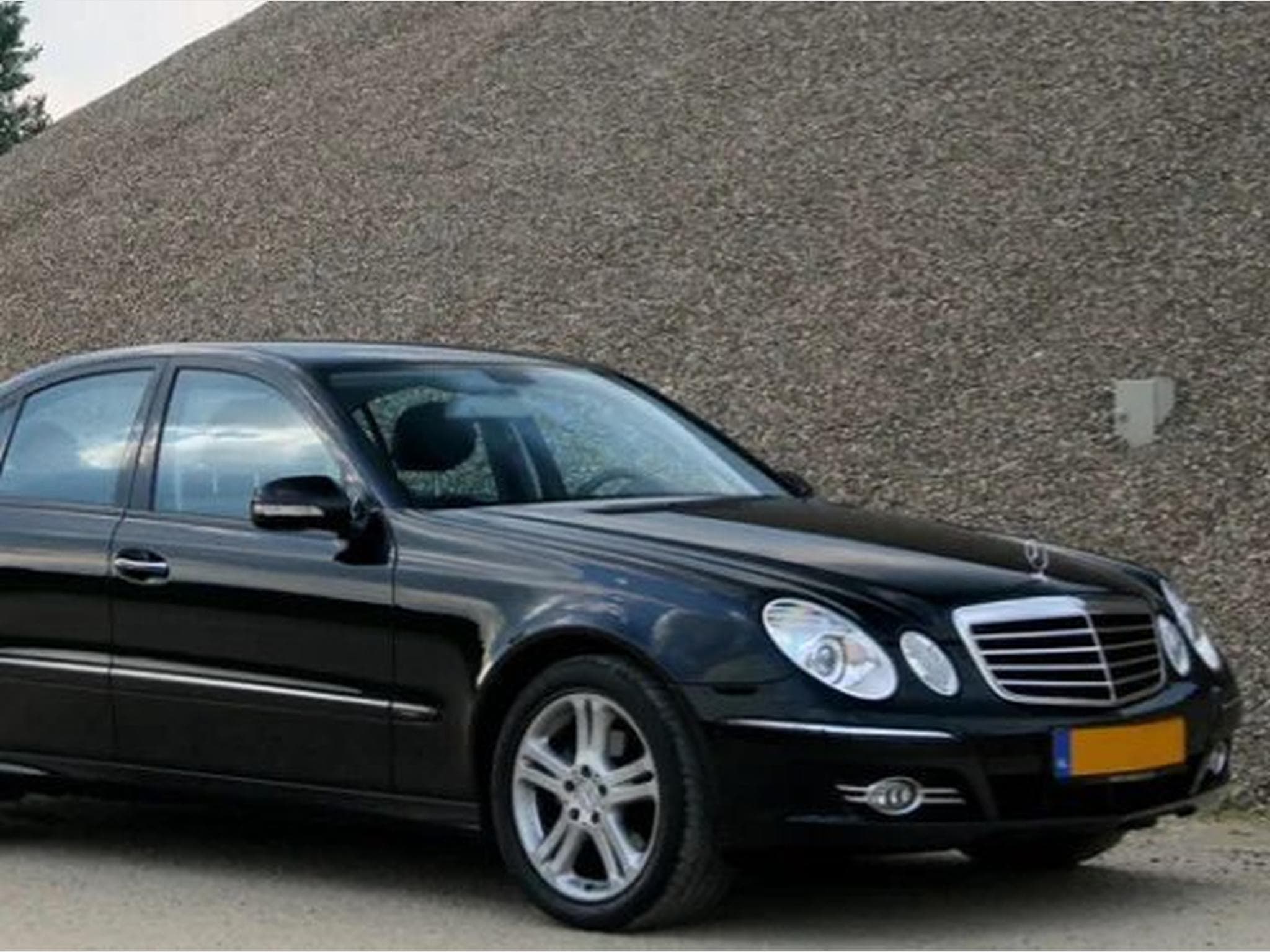 Mercedes E 280 Aventgard (2006) - Photo 2