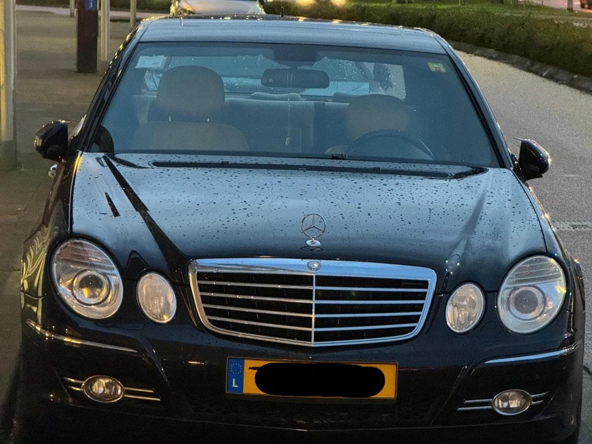 Mercedes E 280 Aventgard (2006) - Photo 1