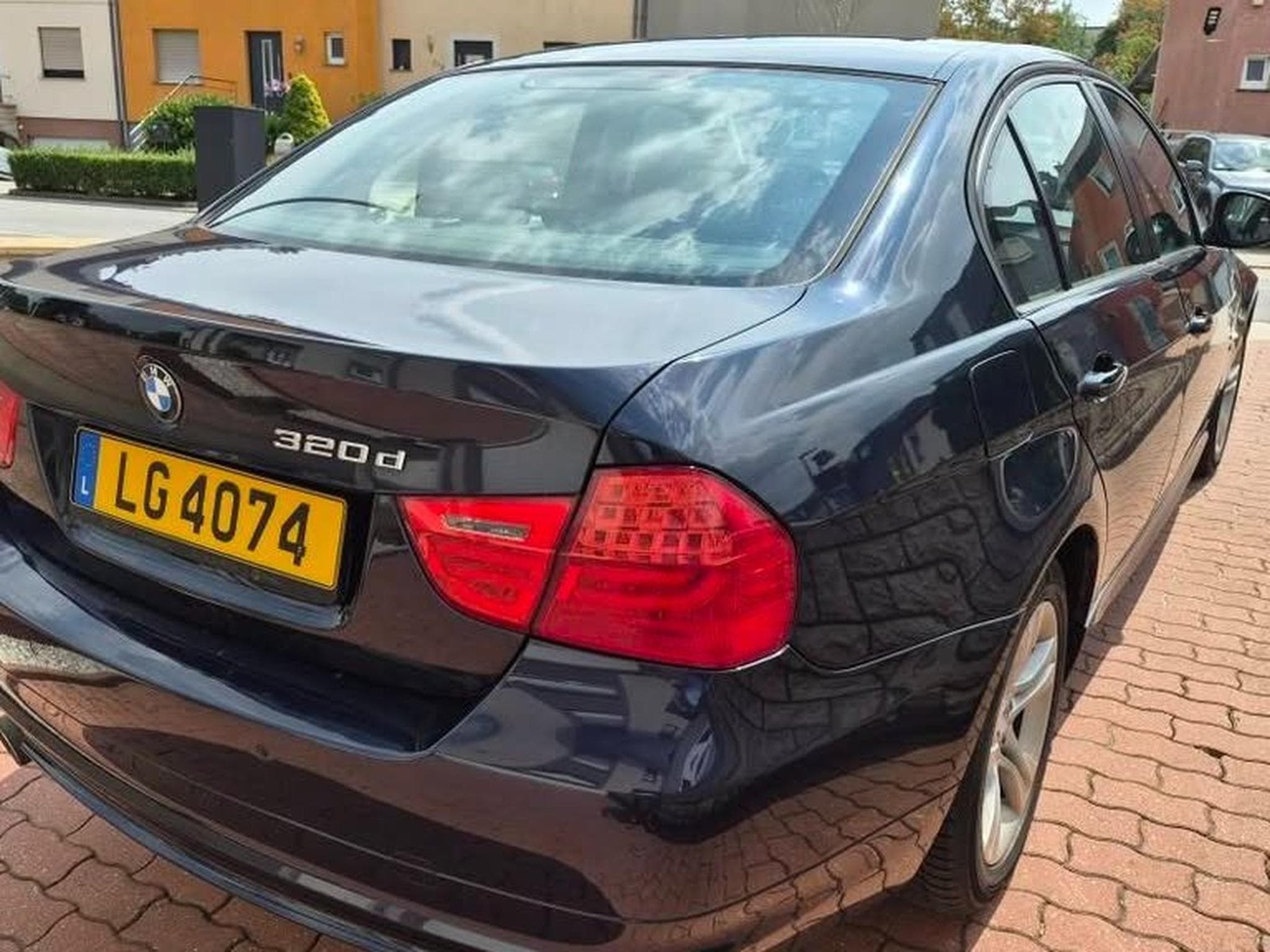 BMW 320 BMW 320d Xdrive (2009) - Foto 2