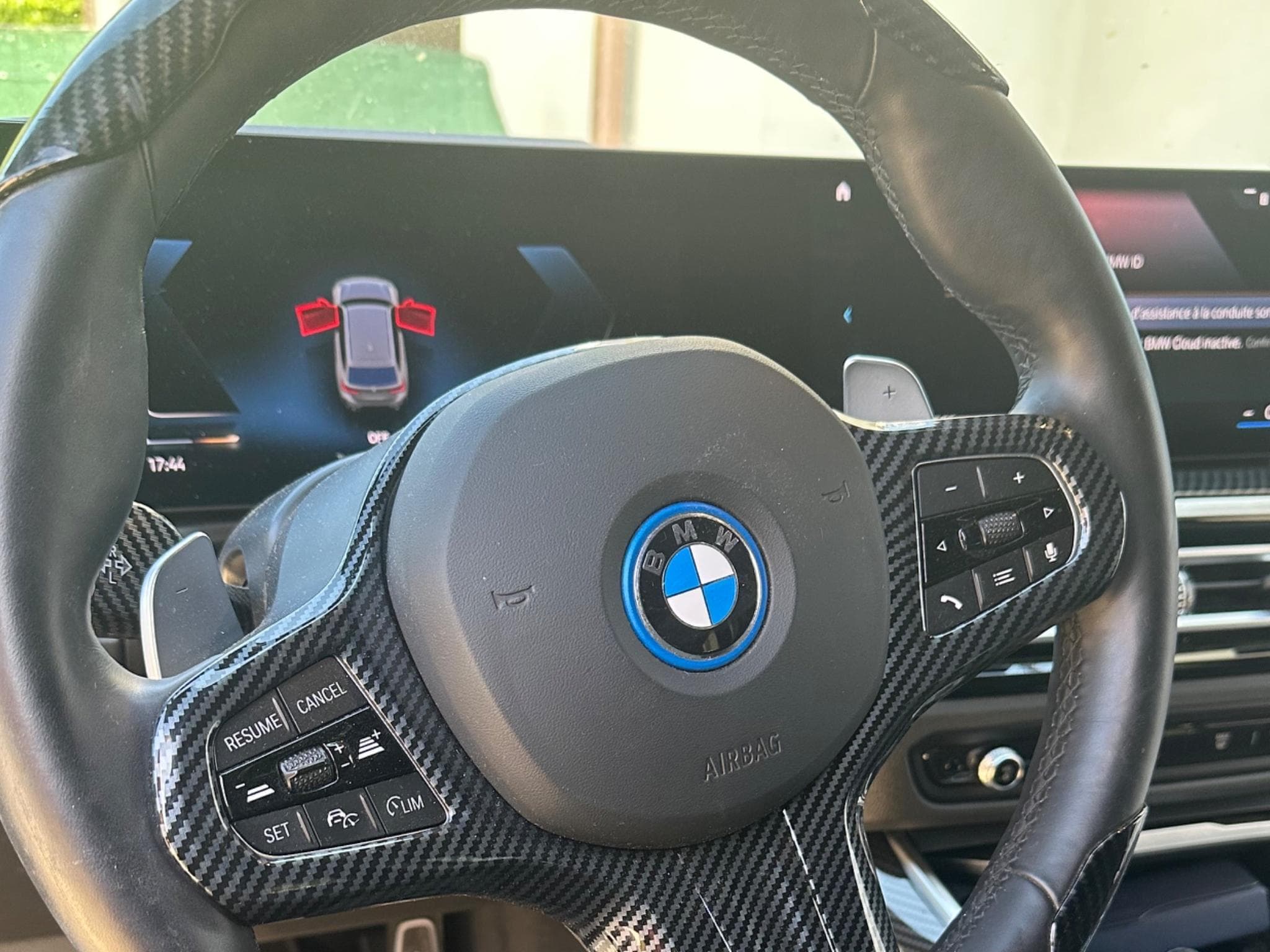 BMW 320 Hybride M (2024) - Photo 6