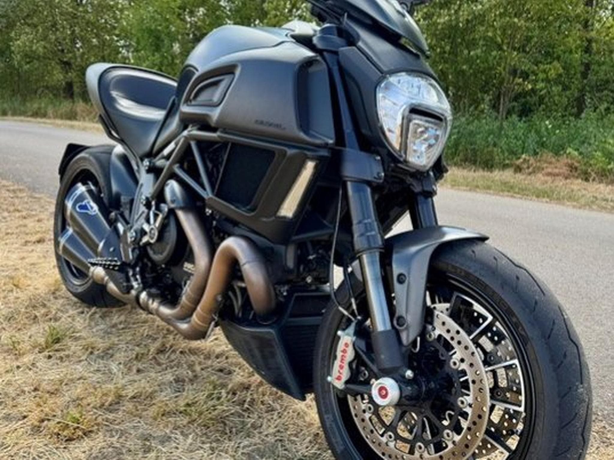 Ducati Diavel (2015) - Foto 1