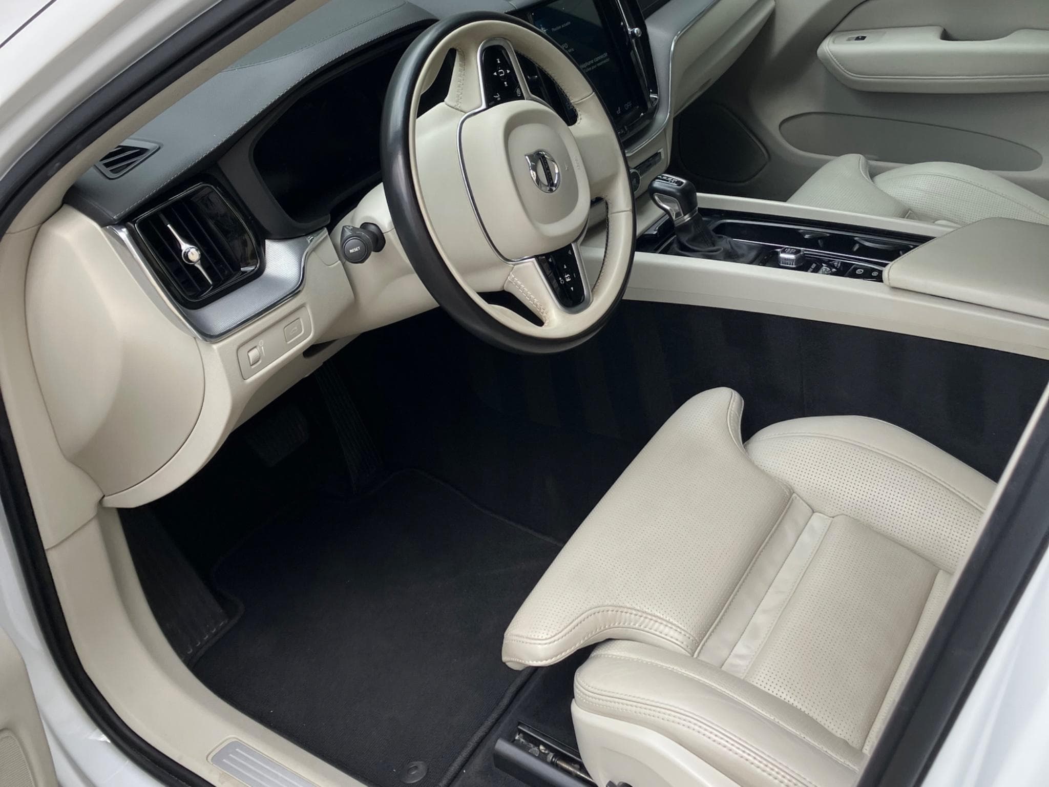 Volvo XC60 Inscription Diesel 2.0 (2019) - Foto 6