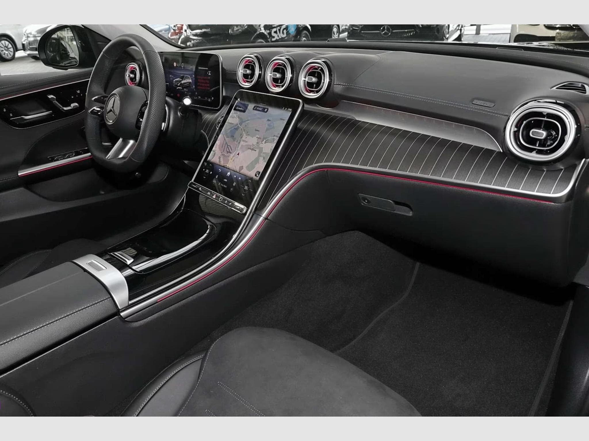 Mercedes C 200 d T AMG MBUX+LED+Pano+360° (2025) - Foto 5