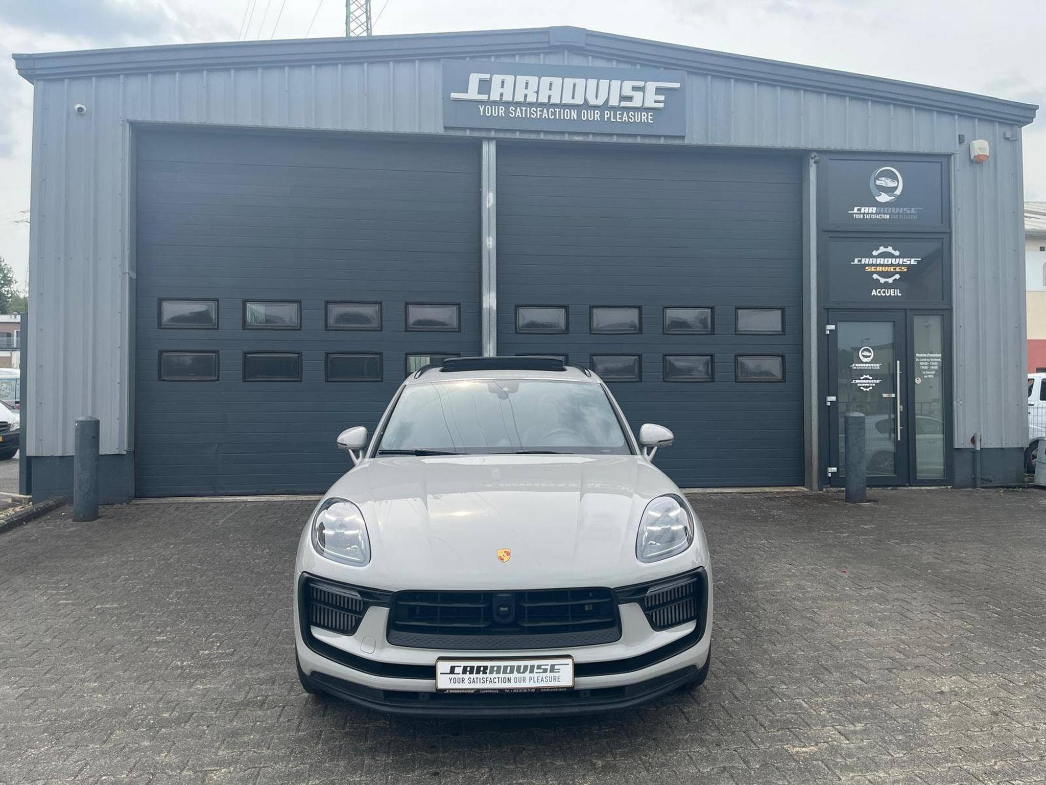 Porsche Macan S V6 Biturbo (2023) - Foto 2