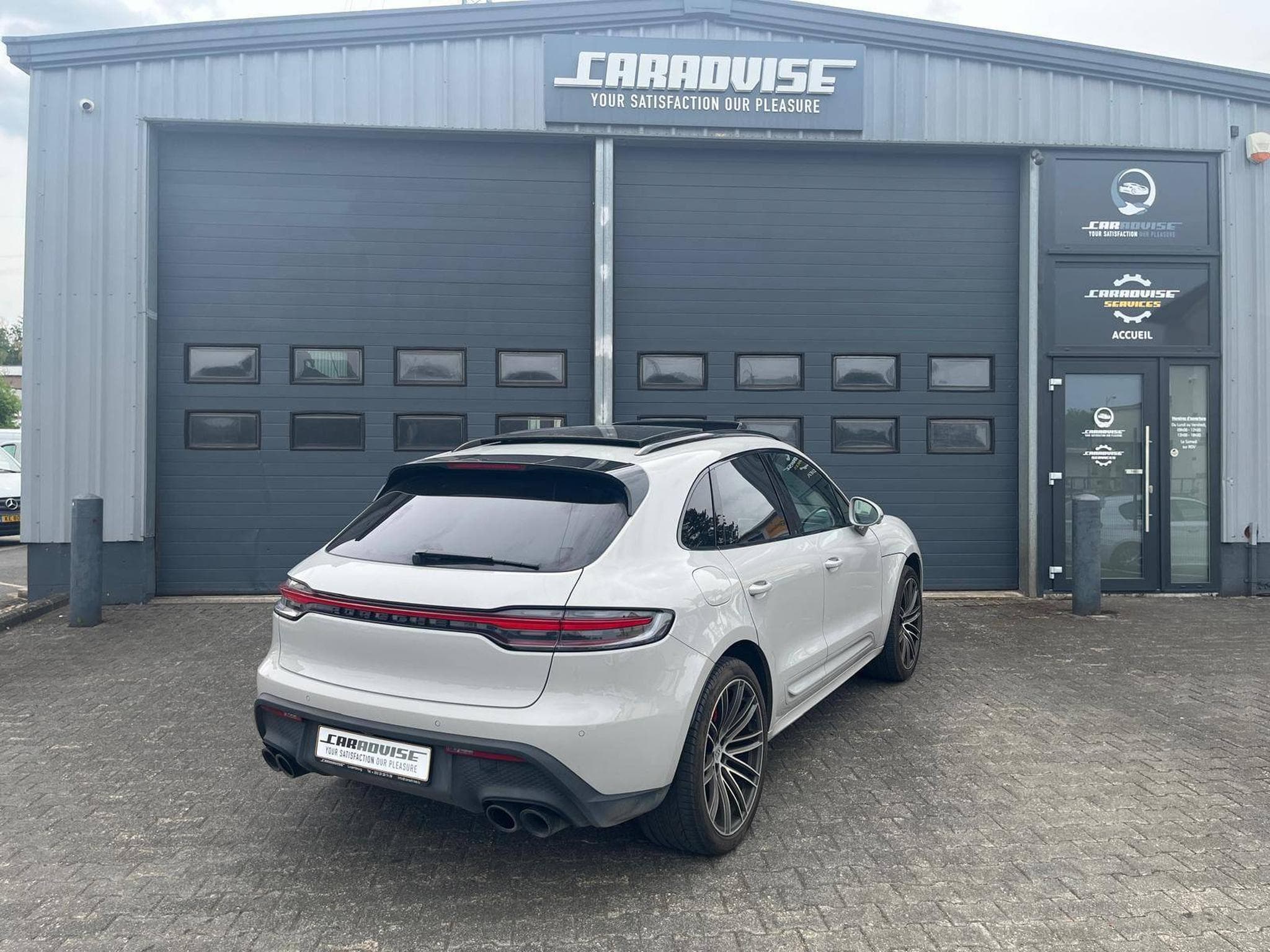 Porsche Macan S V6 Biturbo (2023) - Foto 4