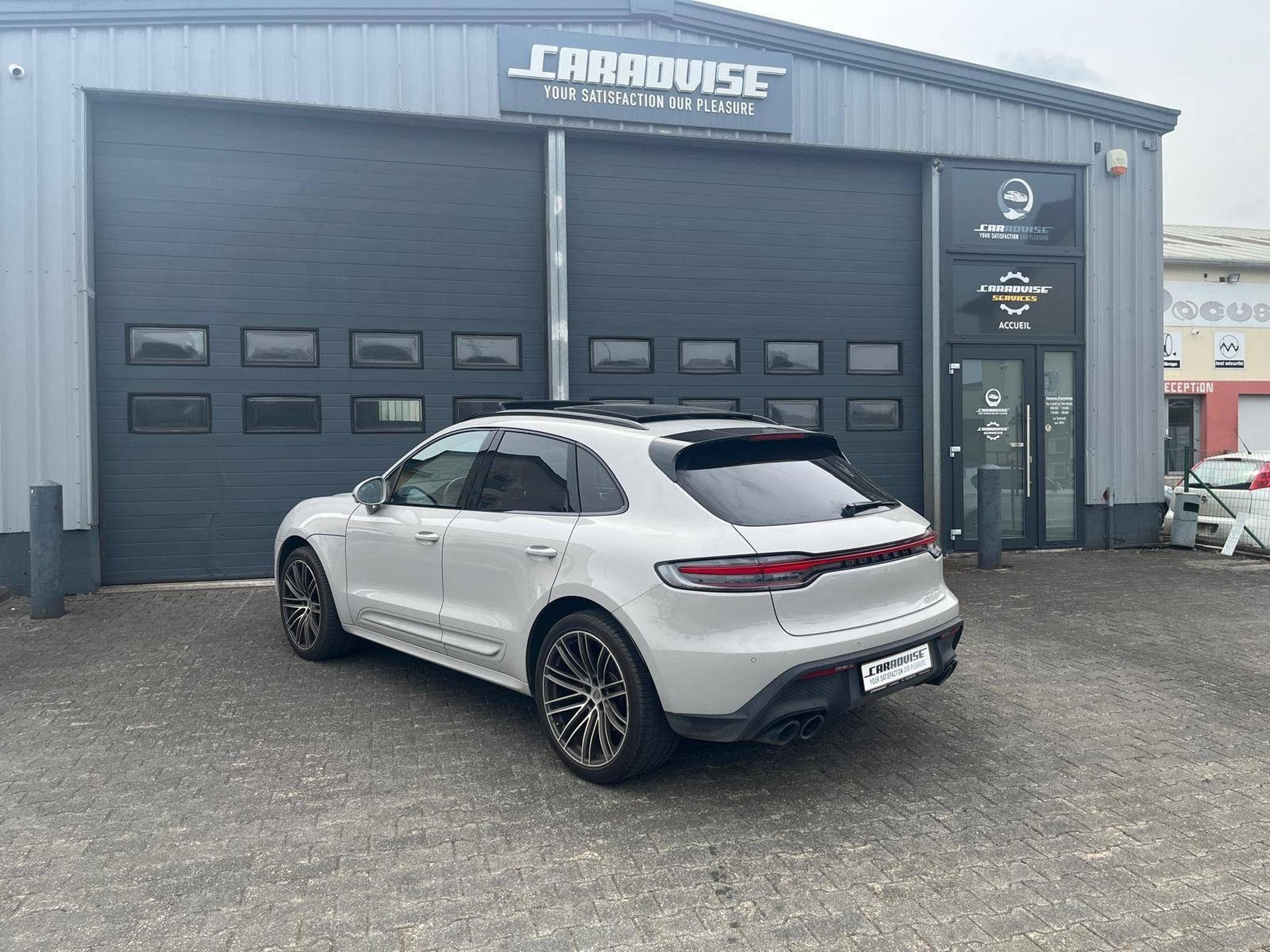 Porsche Macan S V6 Biturbo (2023) - Foto 6