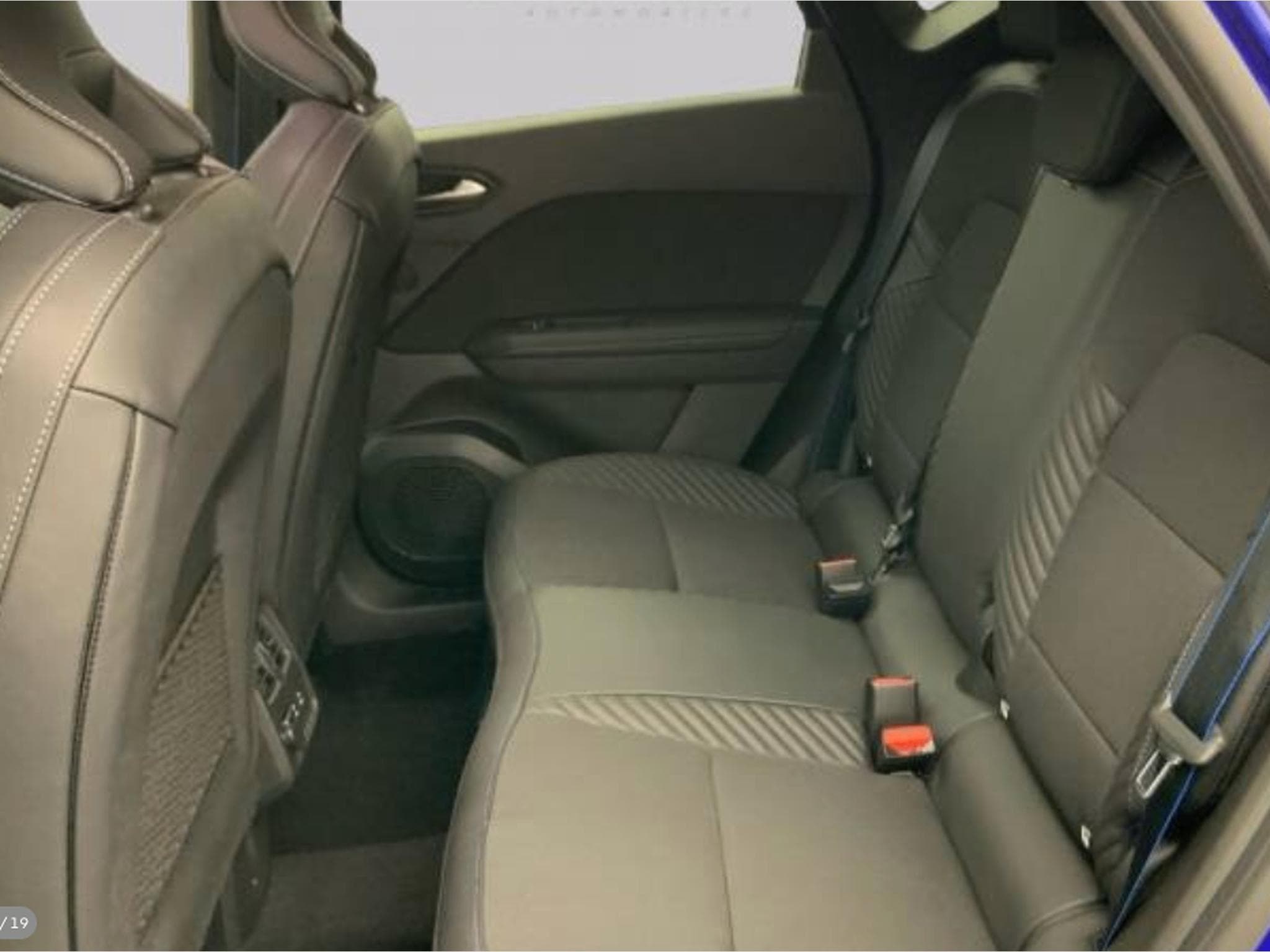 Renault Captur esprit Alpine - E-Tech full hybrid 145 ch (2025) - Foto 13