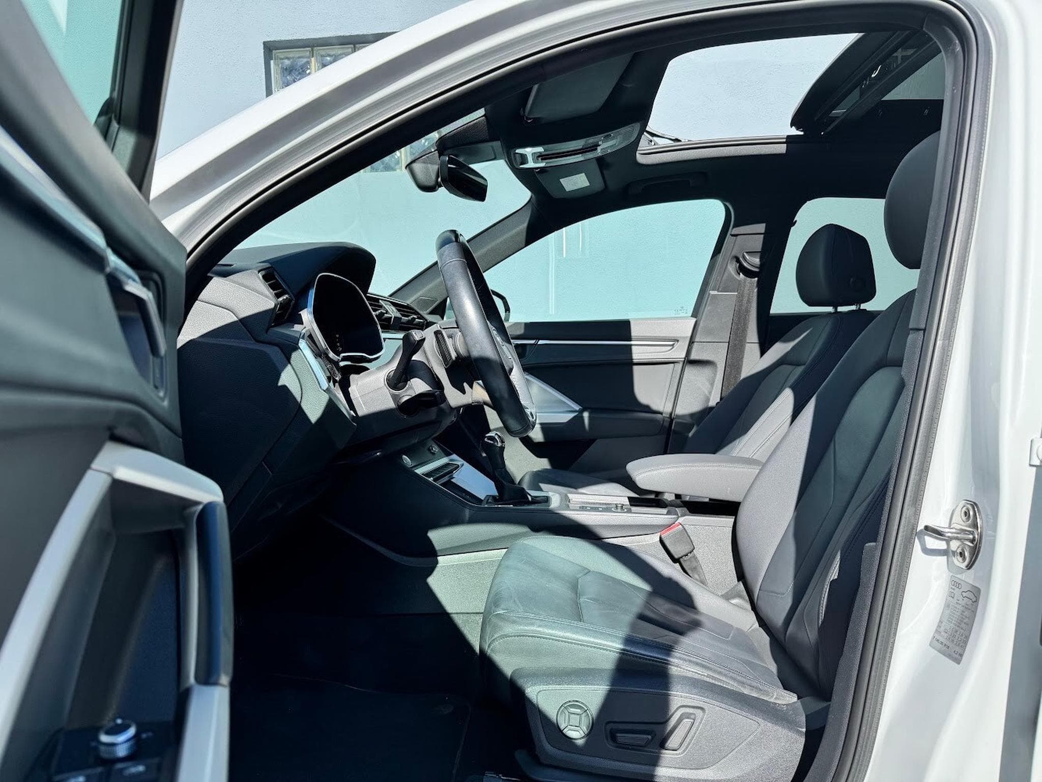 Audi Q3 35 TDI 150 CV S TRONIC (2019) - Photo 3