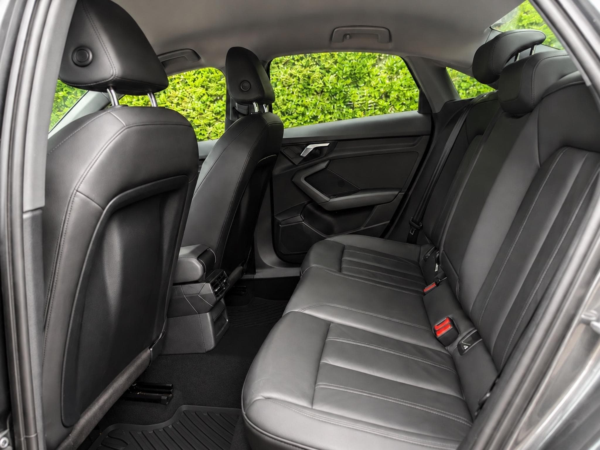 Audi A3 Limousine 35 TFSI S line S tronic (2021) - Photo 5