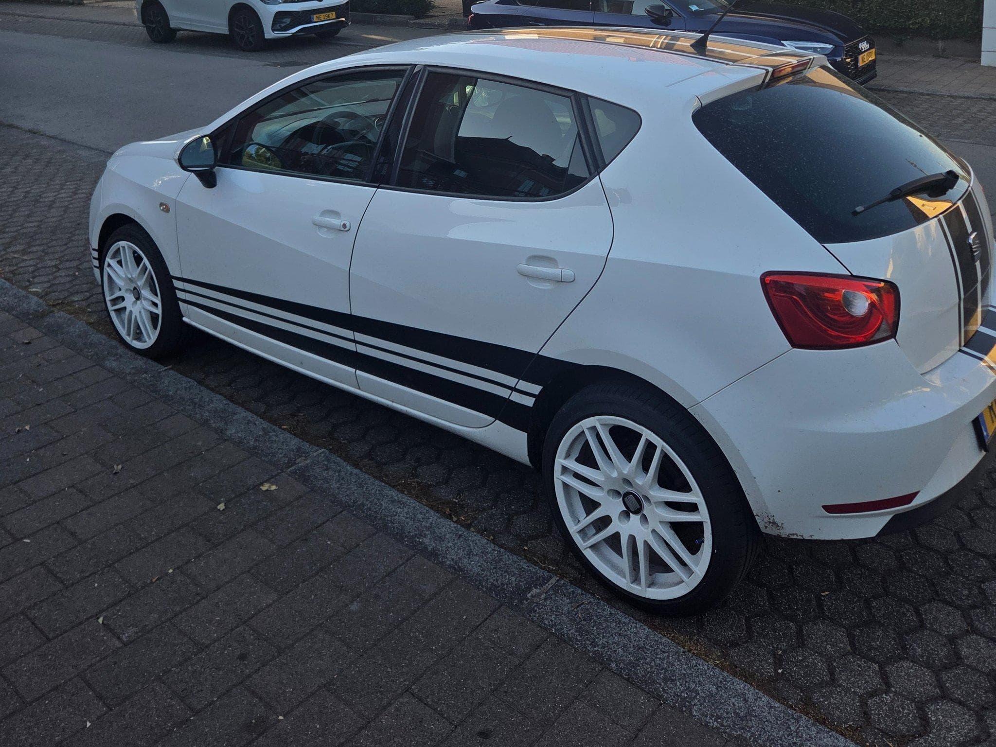 Seat Ibiza 1.6 tdi (2013) - Foto 3