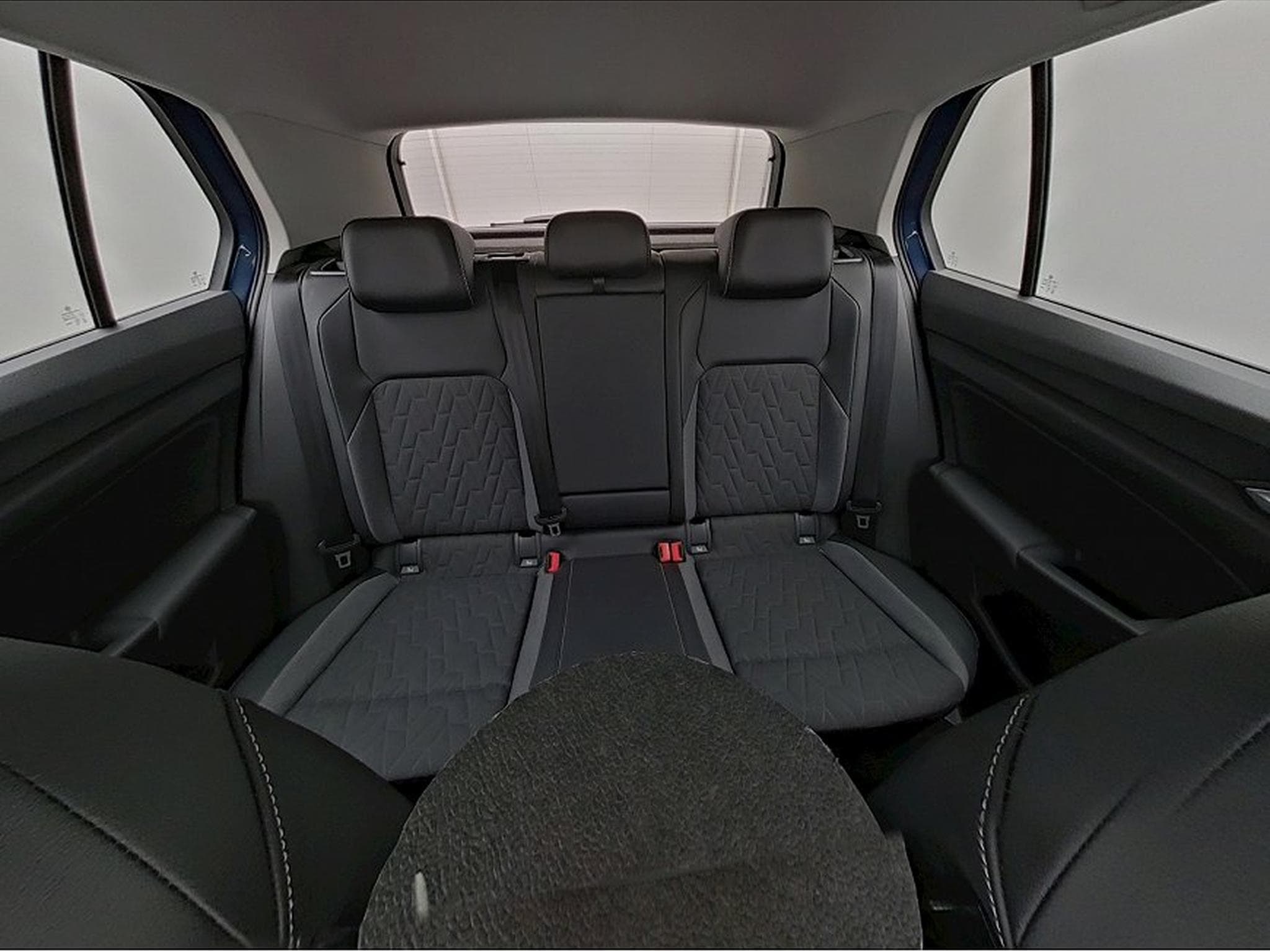 VW Golf (2025) - Photo 13