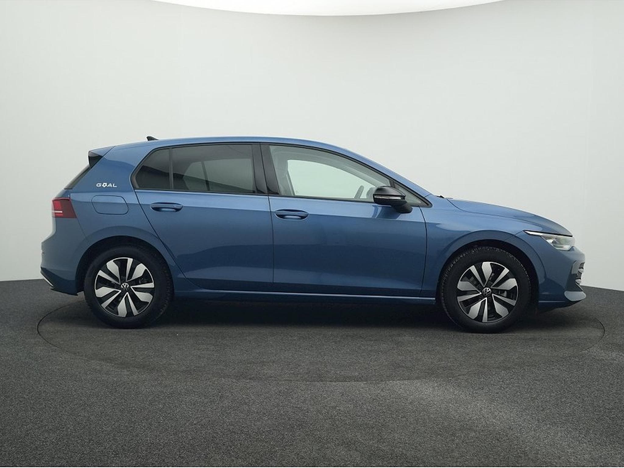 VW Golf (2025) - Photo 6