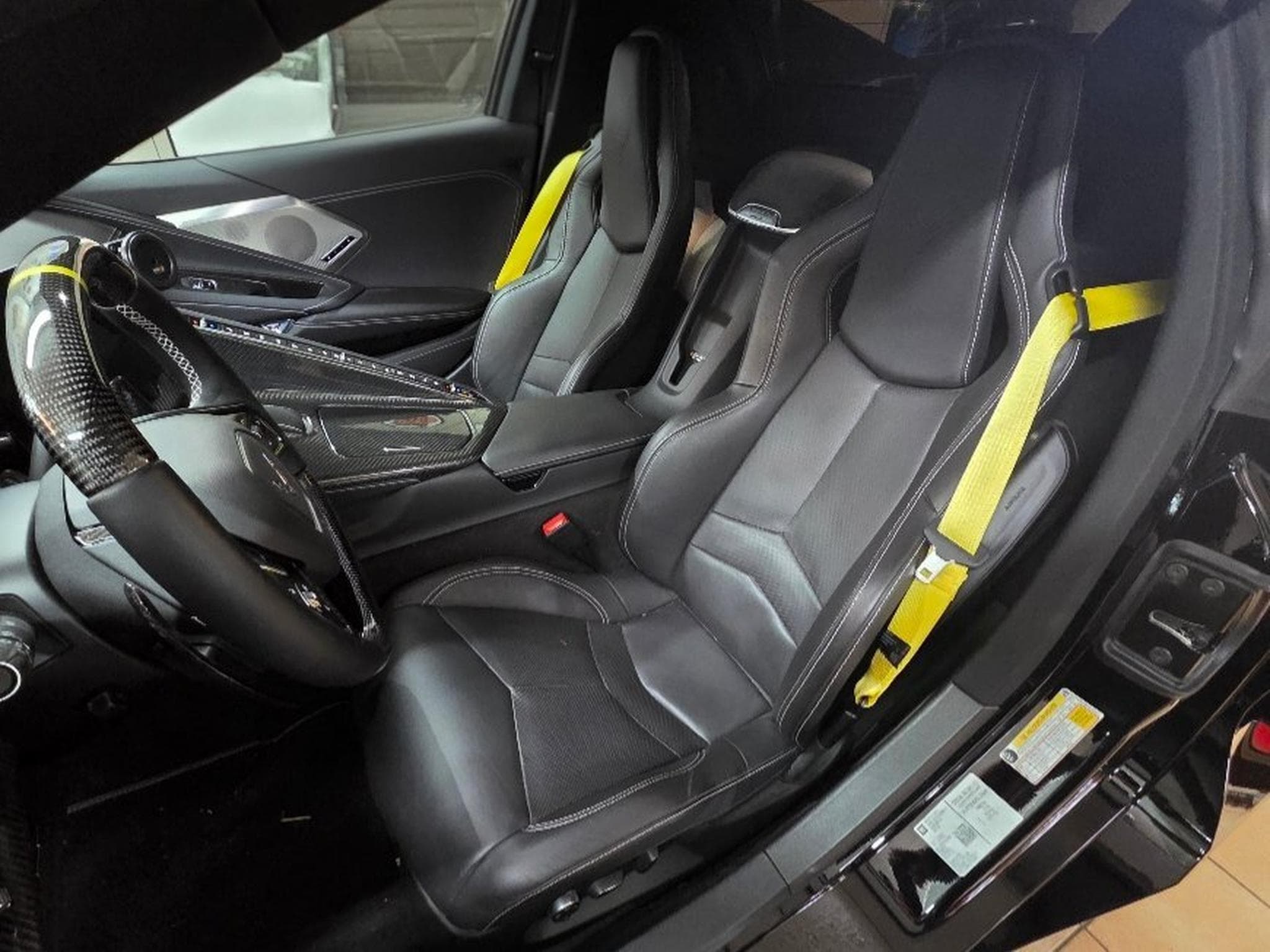 Chevrolet Corvette C8 Stingray (2024) - Photo 7