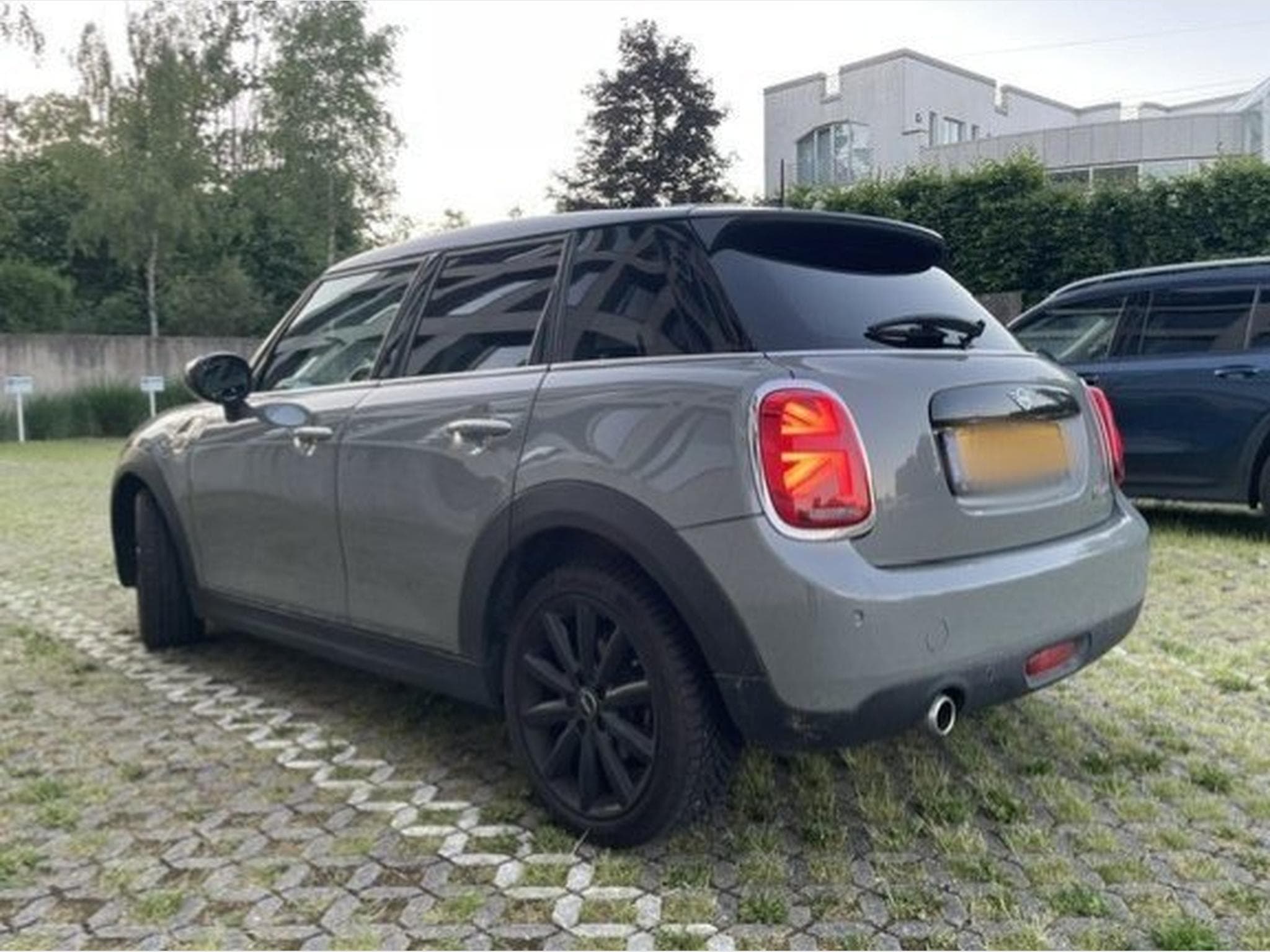 Mini Cooper Chili Moonwalk Grey metallic (2020) - Photo 5