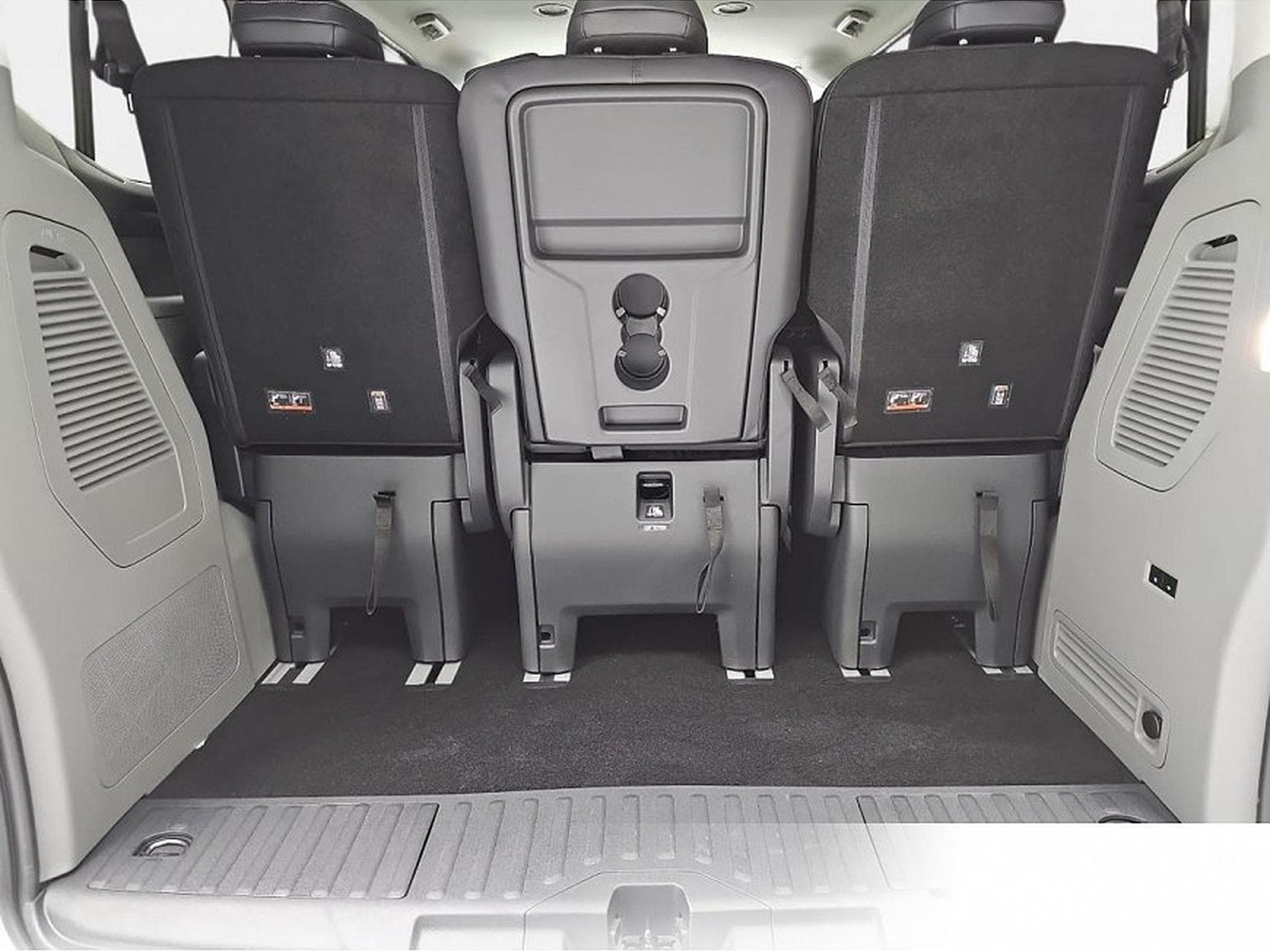 Ford Tourneo (2026) - Photo 13