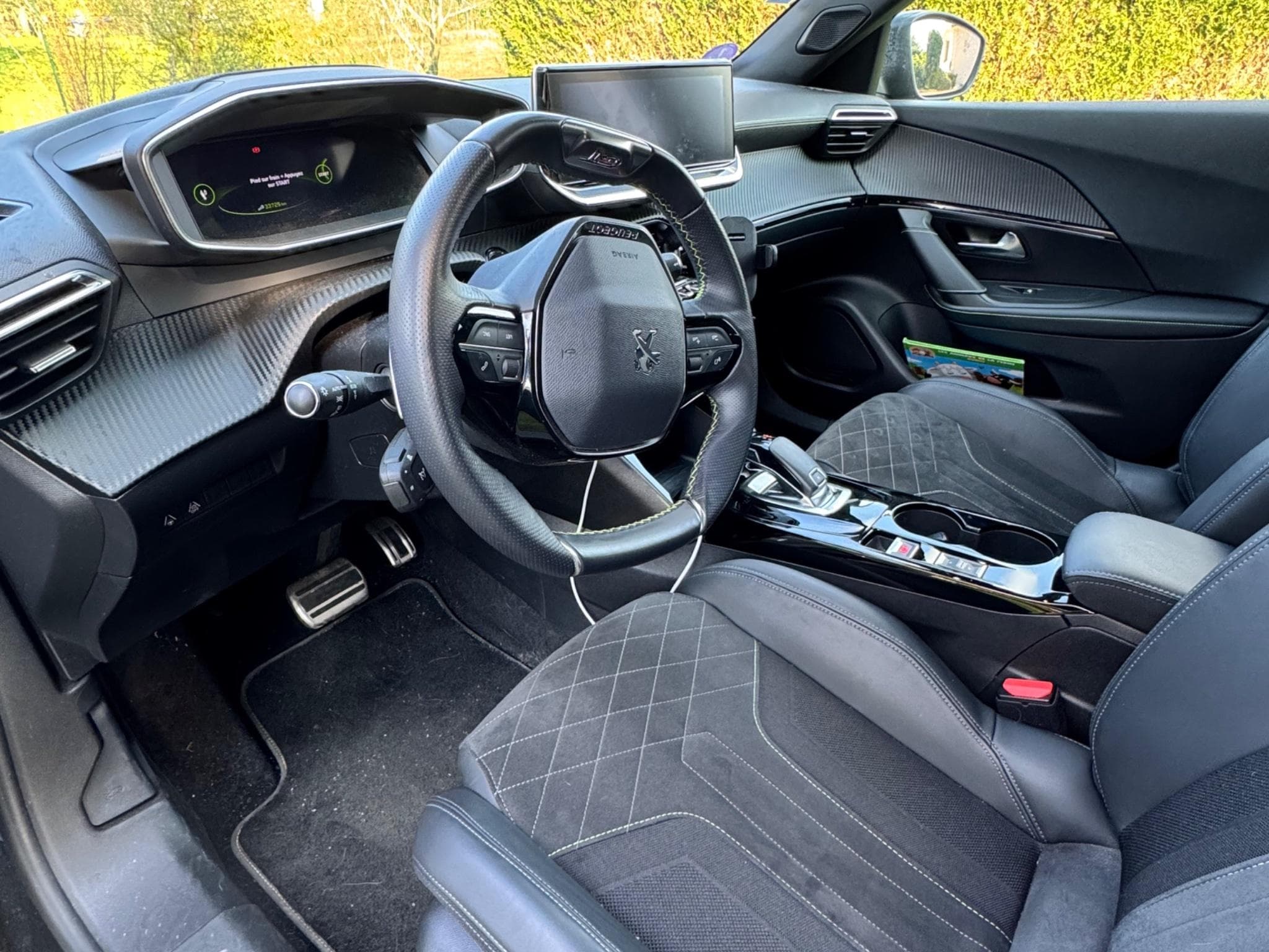 Peugeot 2008 GT (2020) - Foto 8