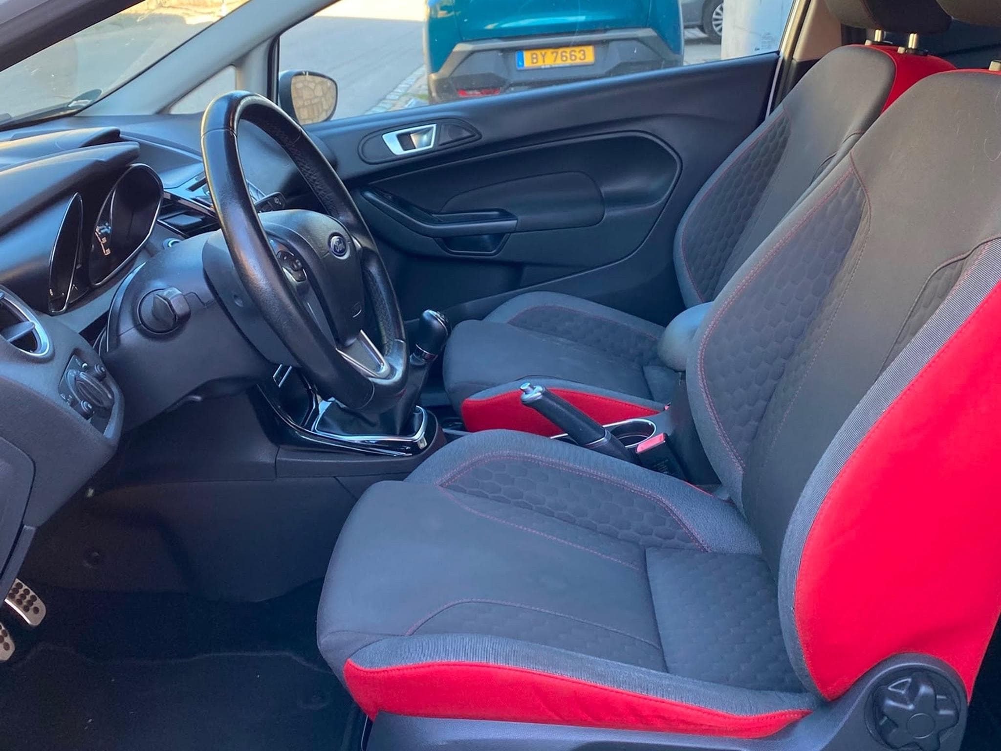 Ford Fiesta 1.0 sport 125 (2013) - Photo 3