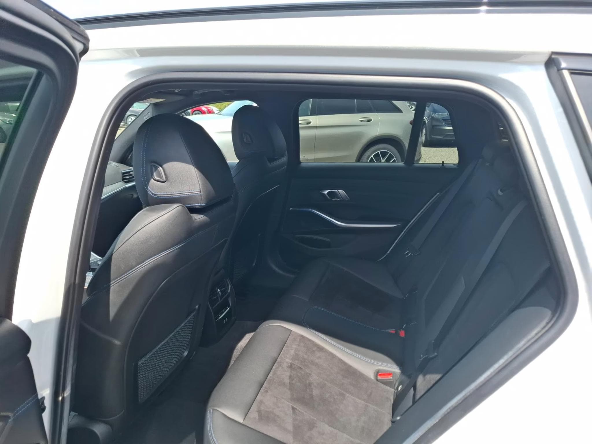 BMW 330 i touring M Sport KAMERA DA LED NAVI NSW LED (2021) - Photo 5