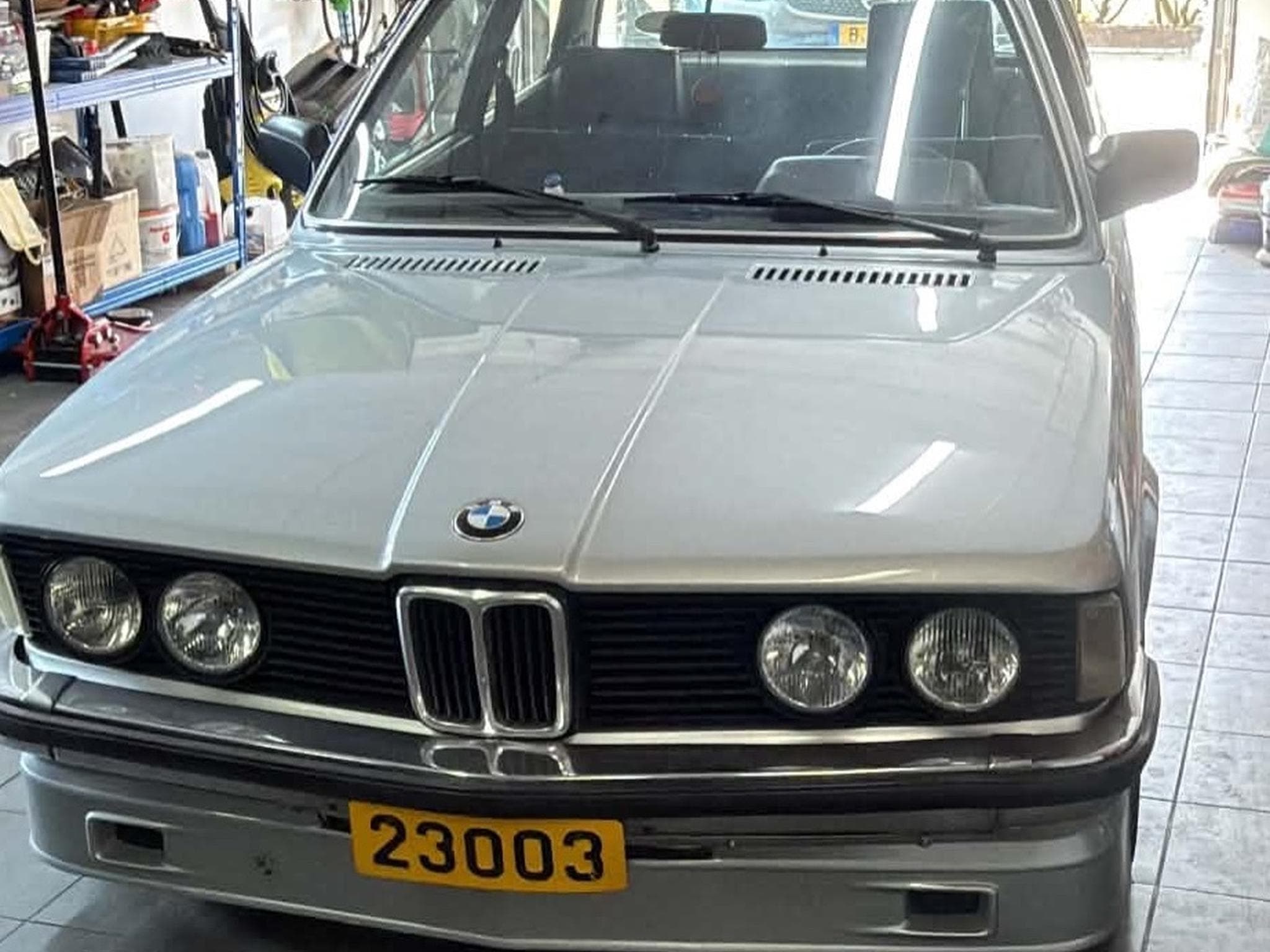 BMW 323 (1981) - Photo 1