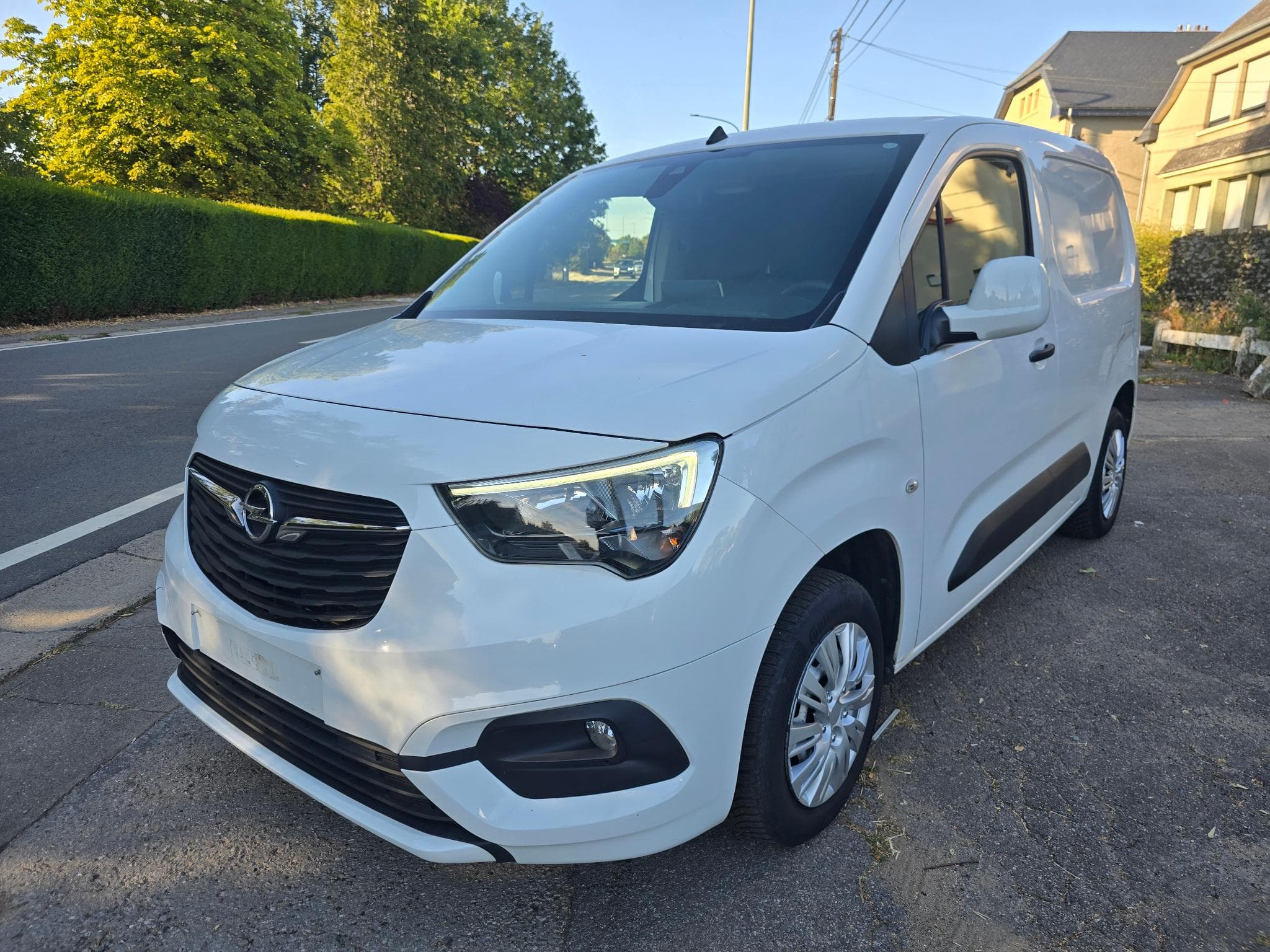 Peugeot Partner hdi 100 cv 1560 cc rare en NV mod opts 3 places 78000 kms 10 (2019) - Photo 1