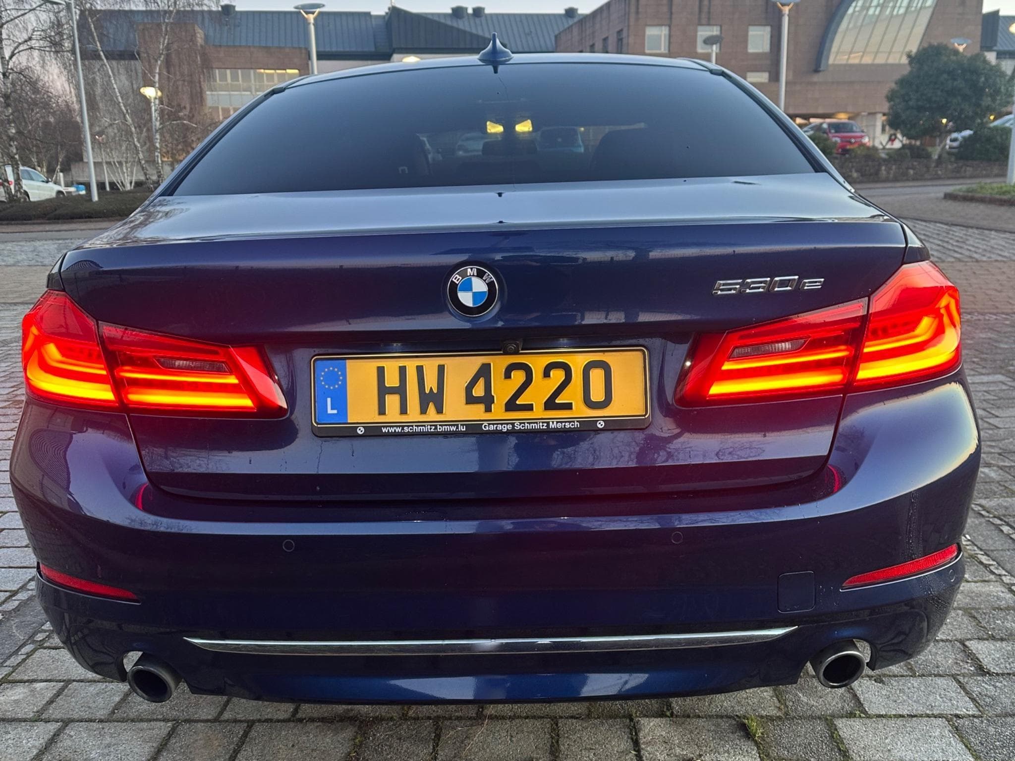 BMW 530 Luxury Line (2017) - Photo 2