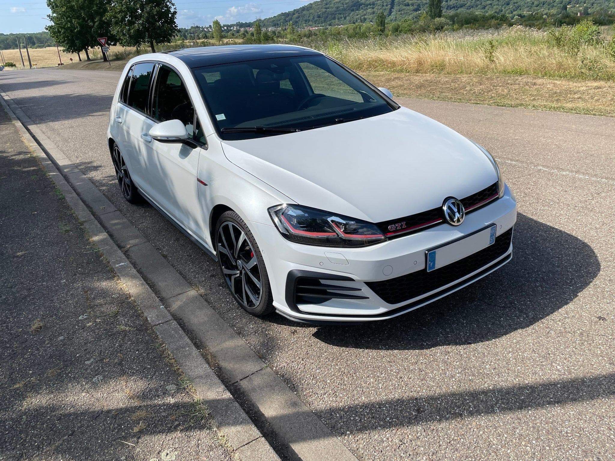 VW Golf VII GTi Perfomance (2018) - Photo 1