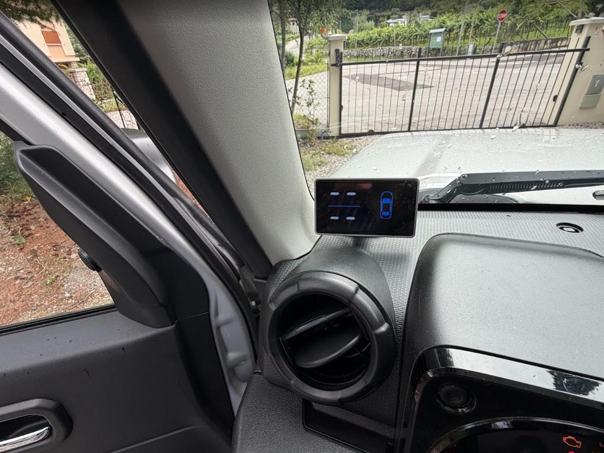 Suzuki Jimny JIMNY ALLGRIP GPS + HIFI ALPINE + 220V (2023) - Photo 10