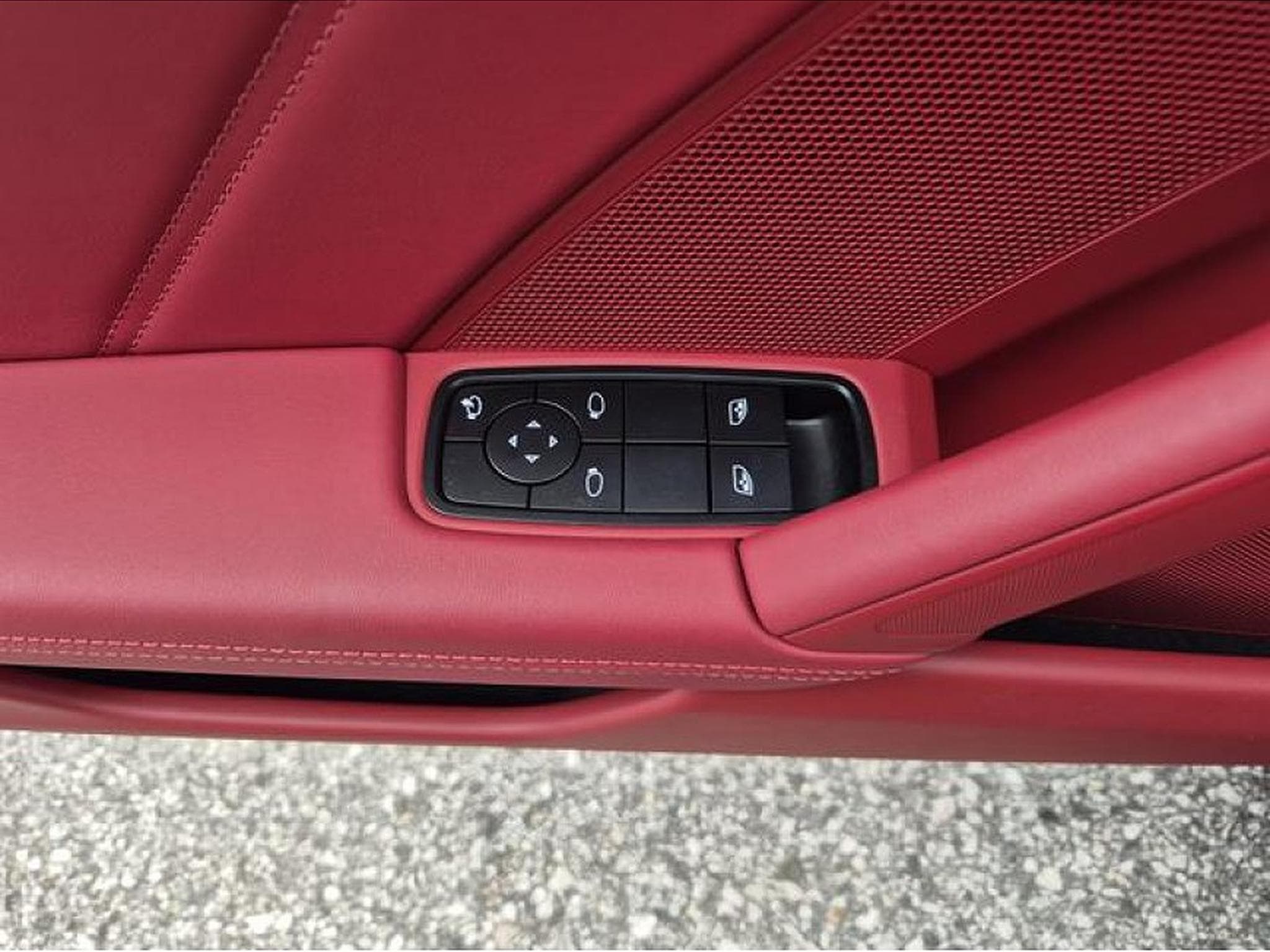 Porsche 912 (2025) - Photo 10