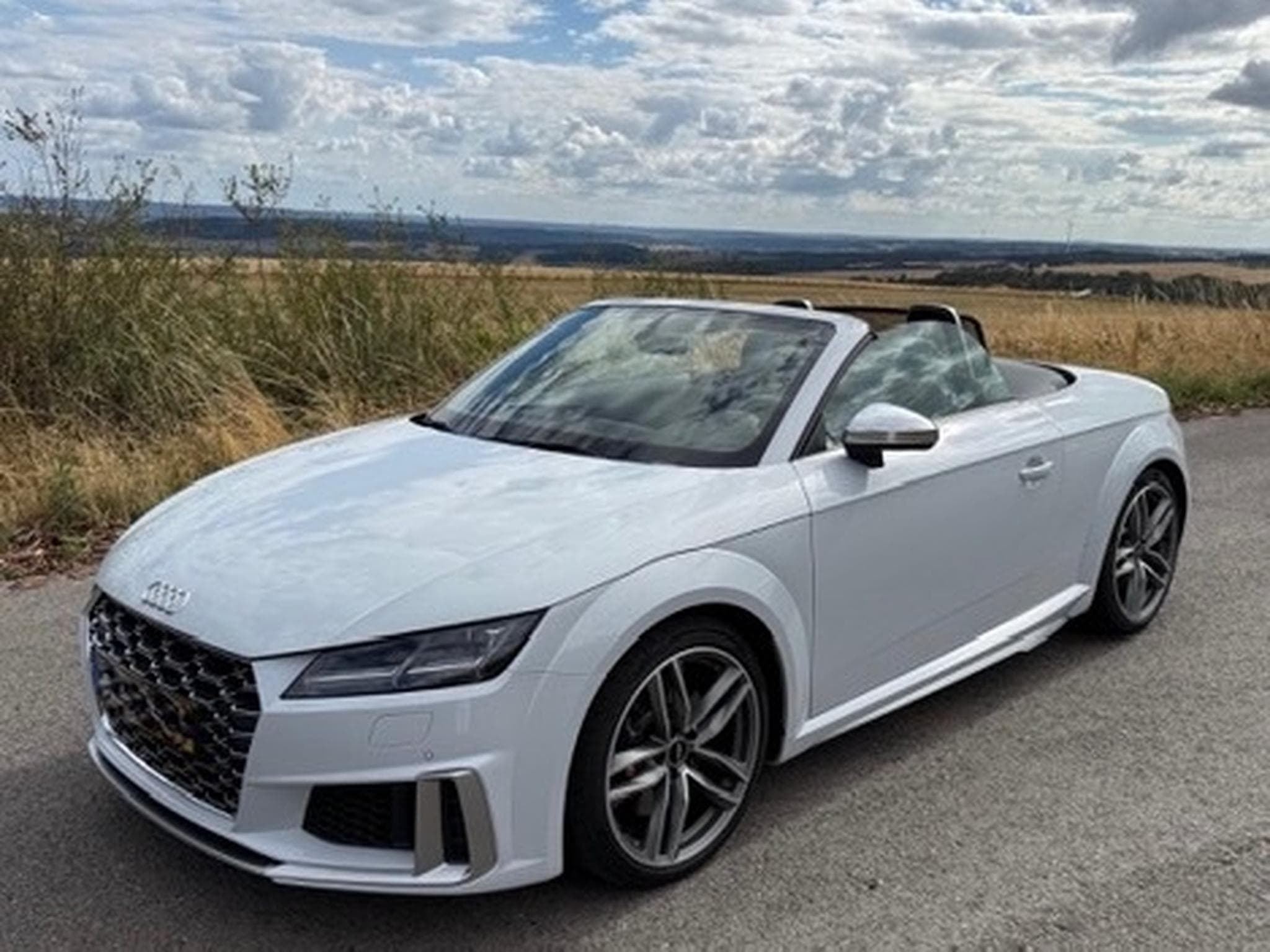 Audi TTS S tronic (2023) - Foto 2