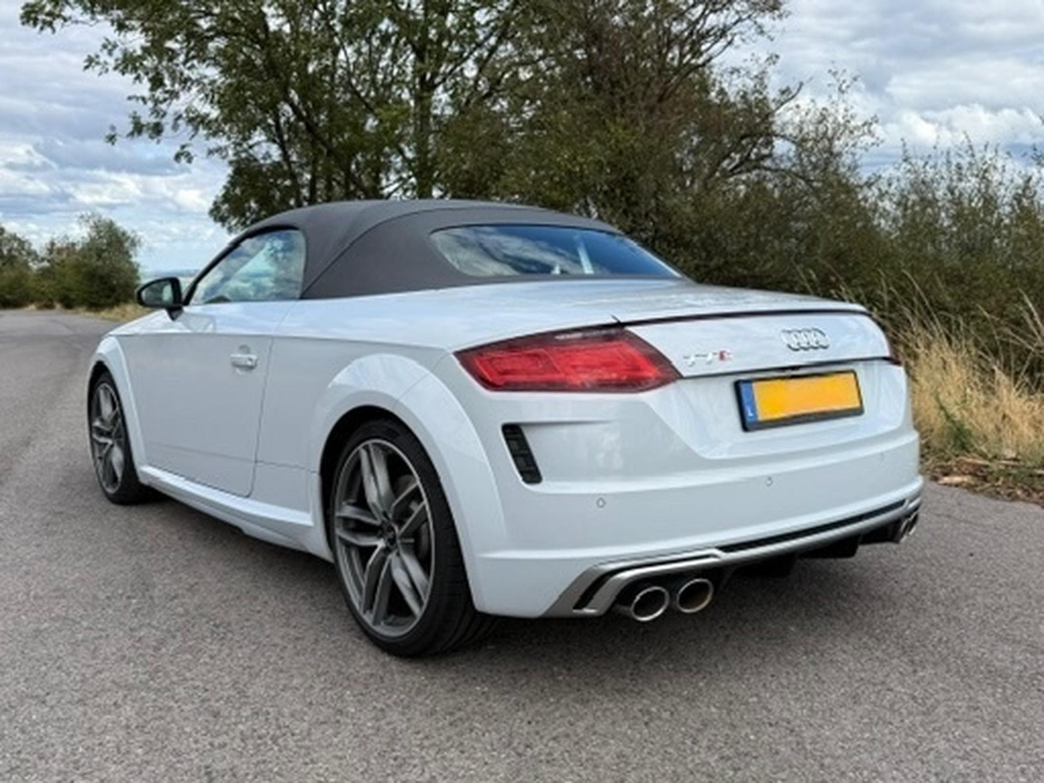 Audi TTS S tronic (2023) - Foto 5