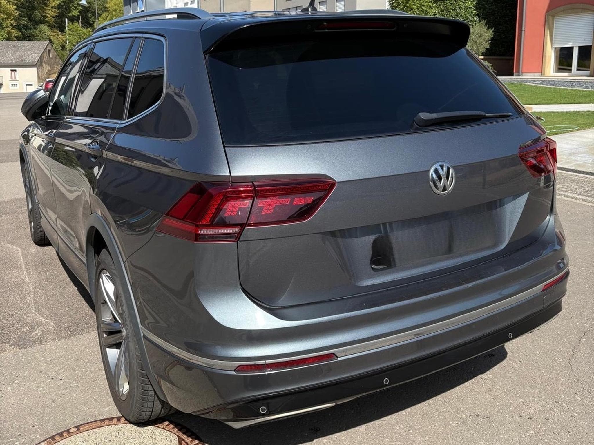 VW Tiguan Allspace (2018) - Foto 2