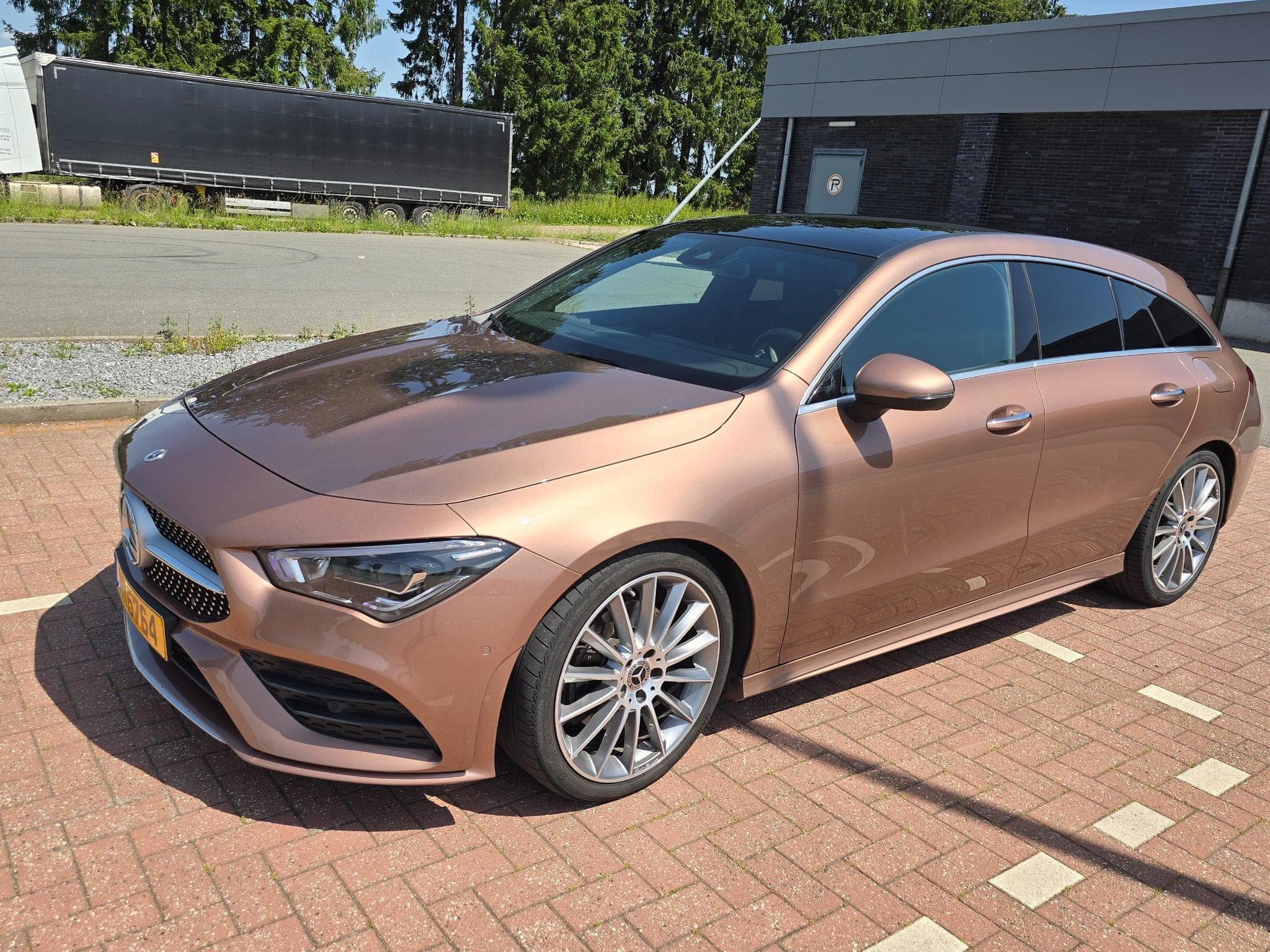 Mercedes CLA 220 Amg line (2023) - Photo 2