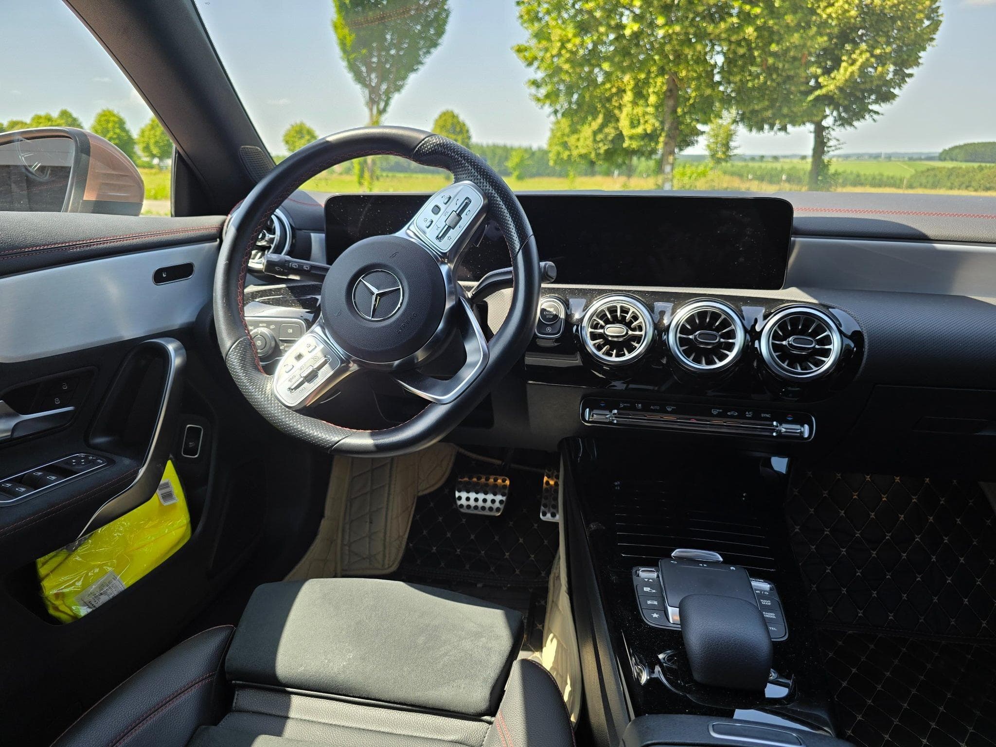 Mercedes CLA 220 Amg line (2023) - Photo 12