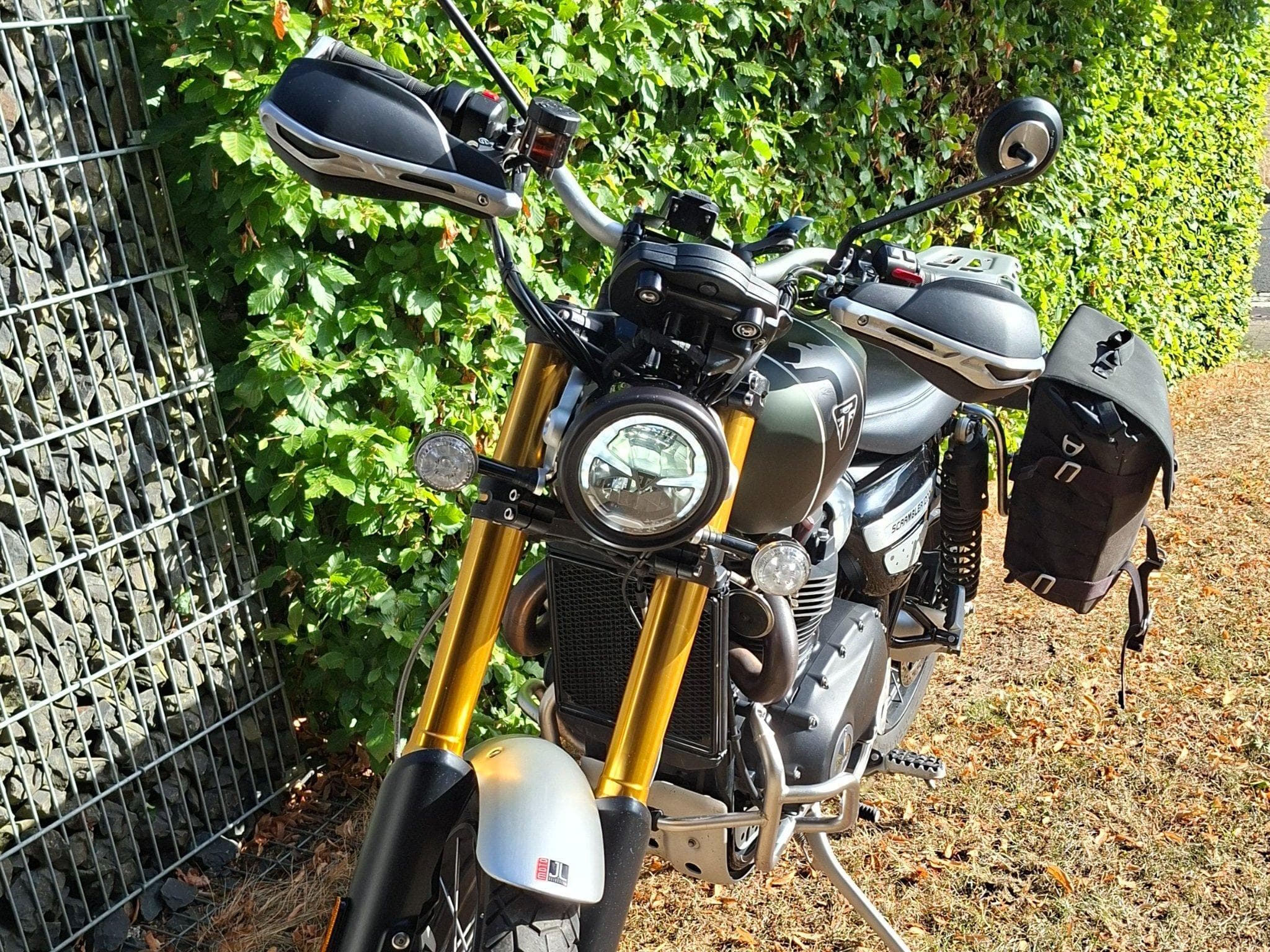 Triumph Scrambler 1200XE (2022) - Foto 2