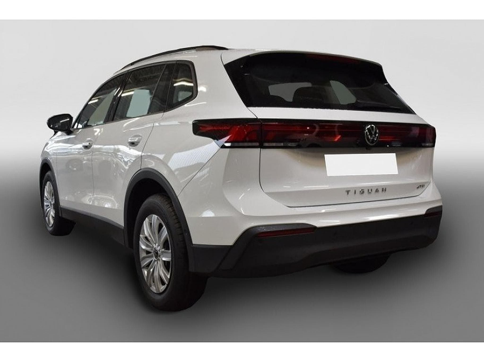 VW Tiguan (2025) - Photo 2