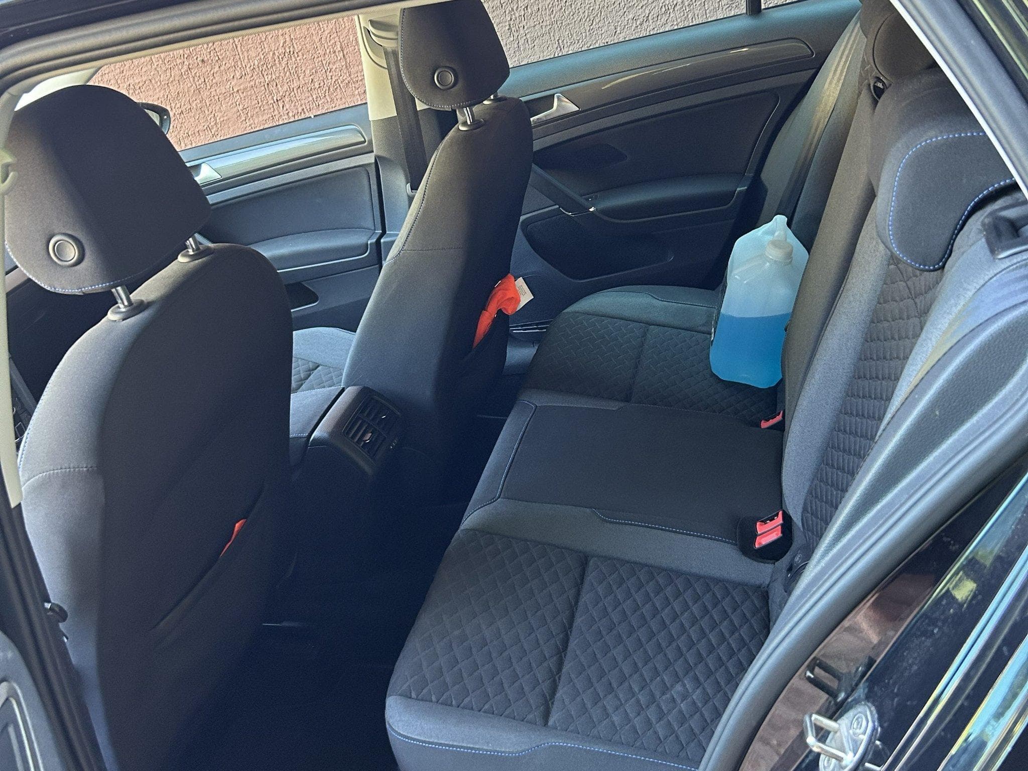 VW Golf VII Join 1.6 TDI (2018) - Photo 5