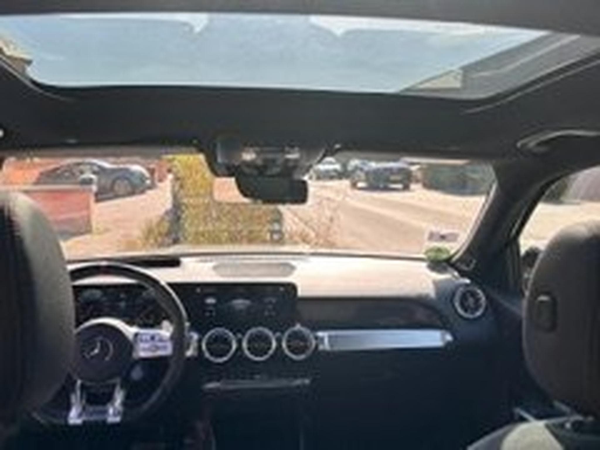 Mercedes GLB 35 AMG Pack Premium Plus (2023) - Photo 4