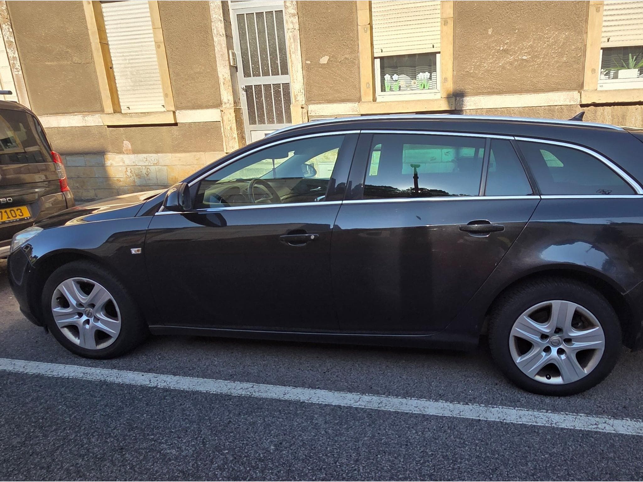 Opel Insignia fk11 (2010) - Photo 1